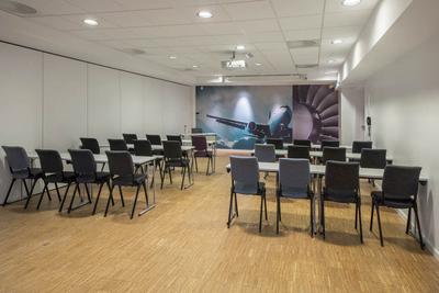 Meeting room 