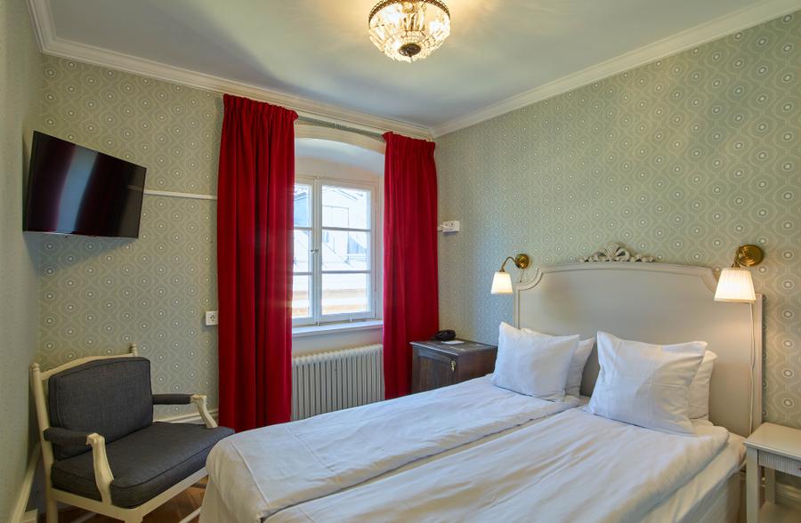 queen economy room at scandic gamla stan