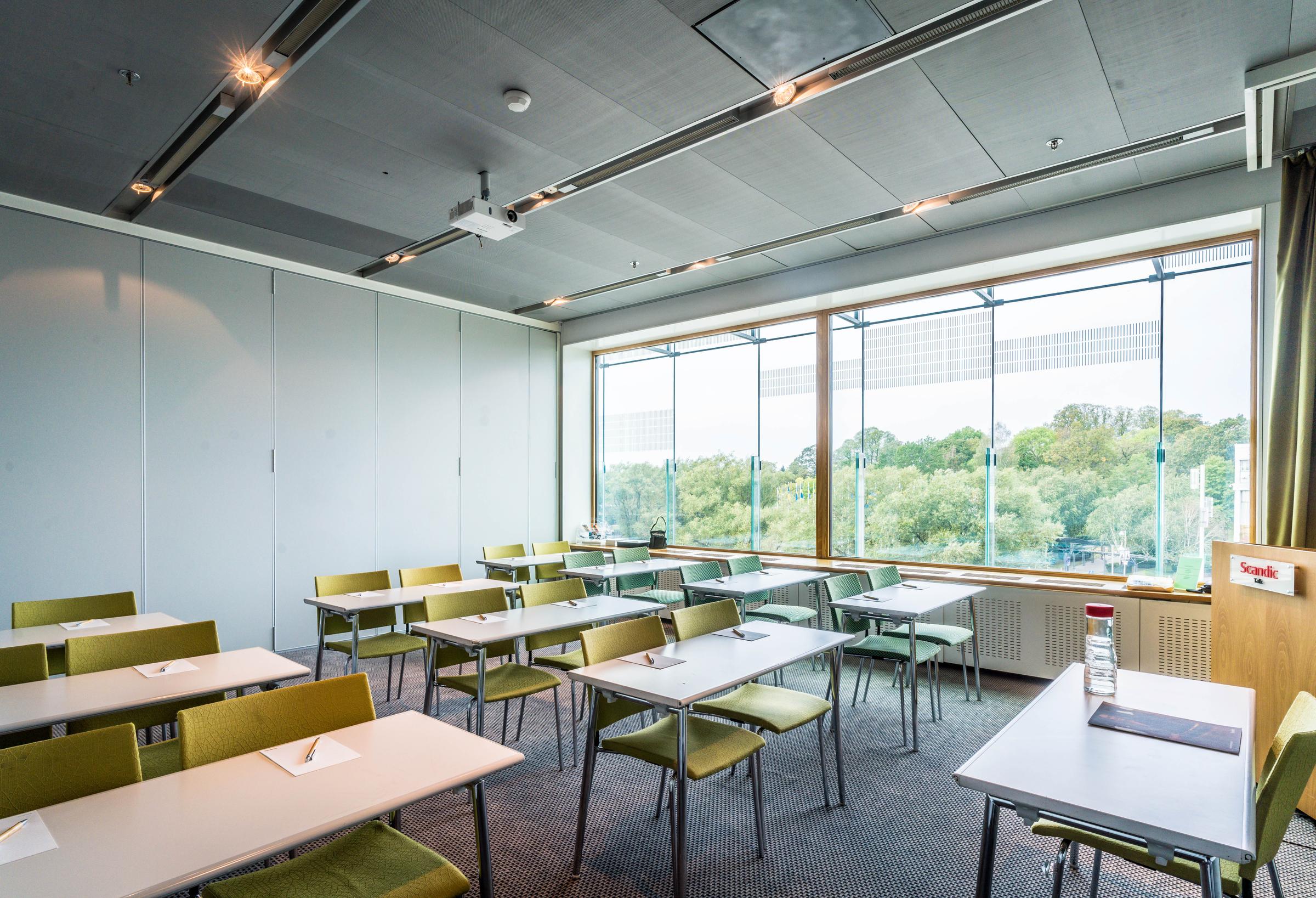 Meeting room 