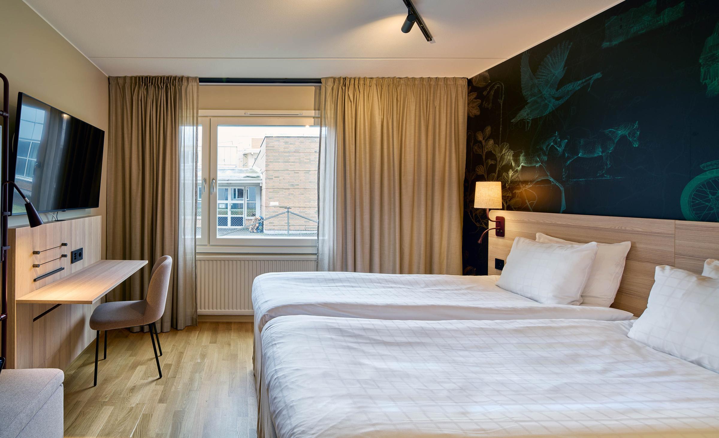 standard room at scandic elmia