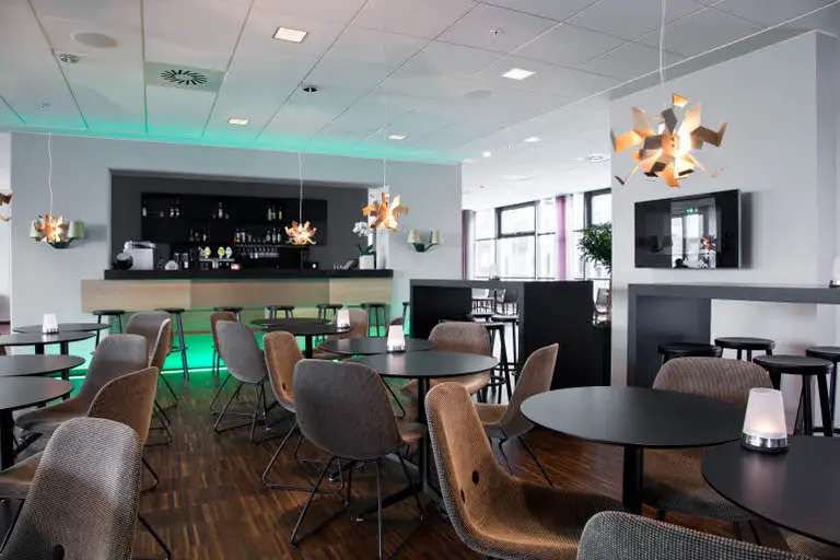 Sydhavnen, Bar