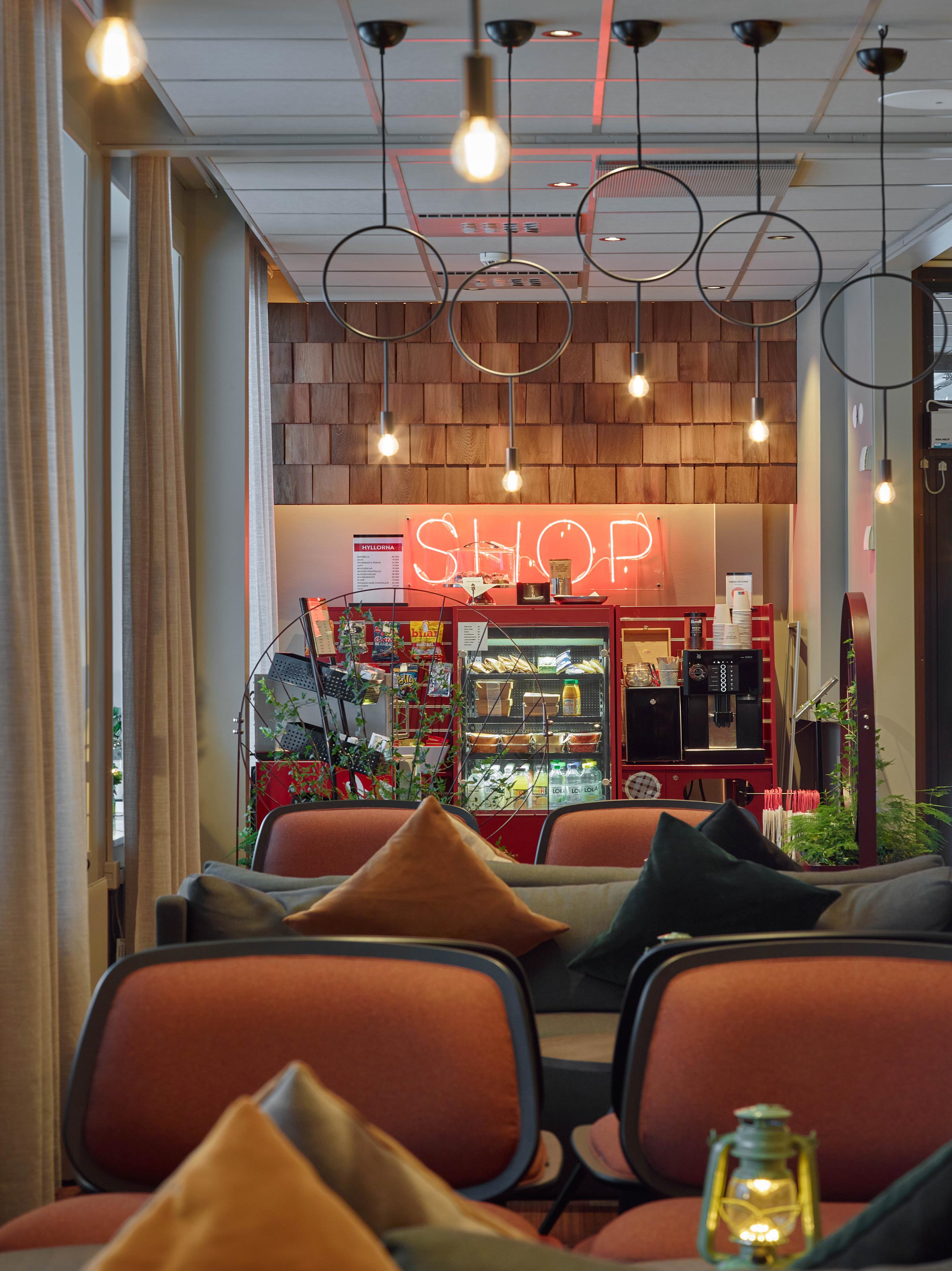 Lobby at hotel Scandic Borlänge