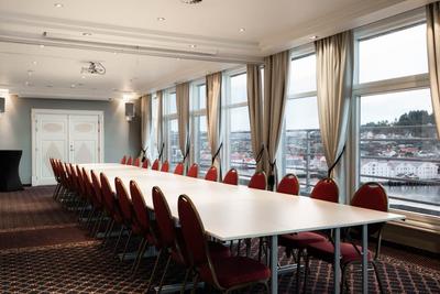 meeting room presto/kvikk at scandic kristiansund in norway