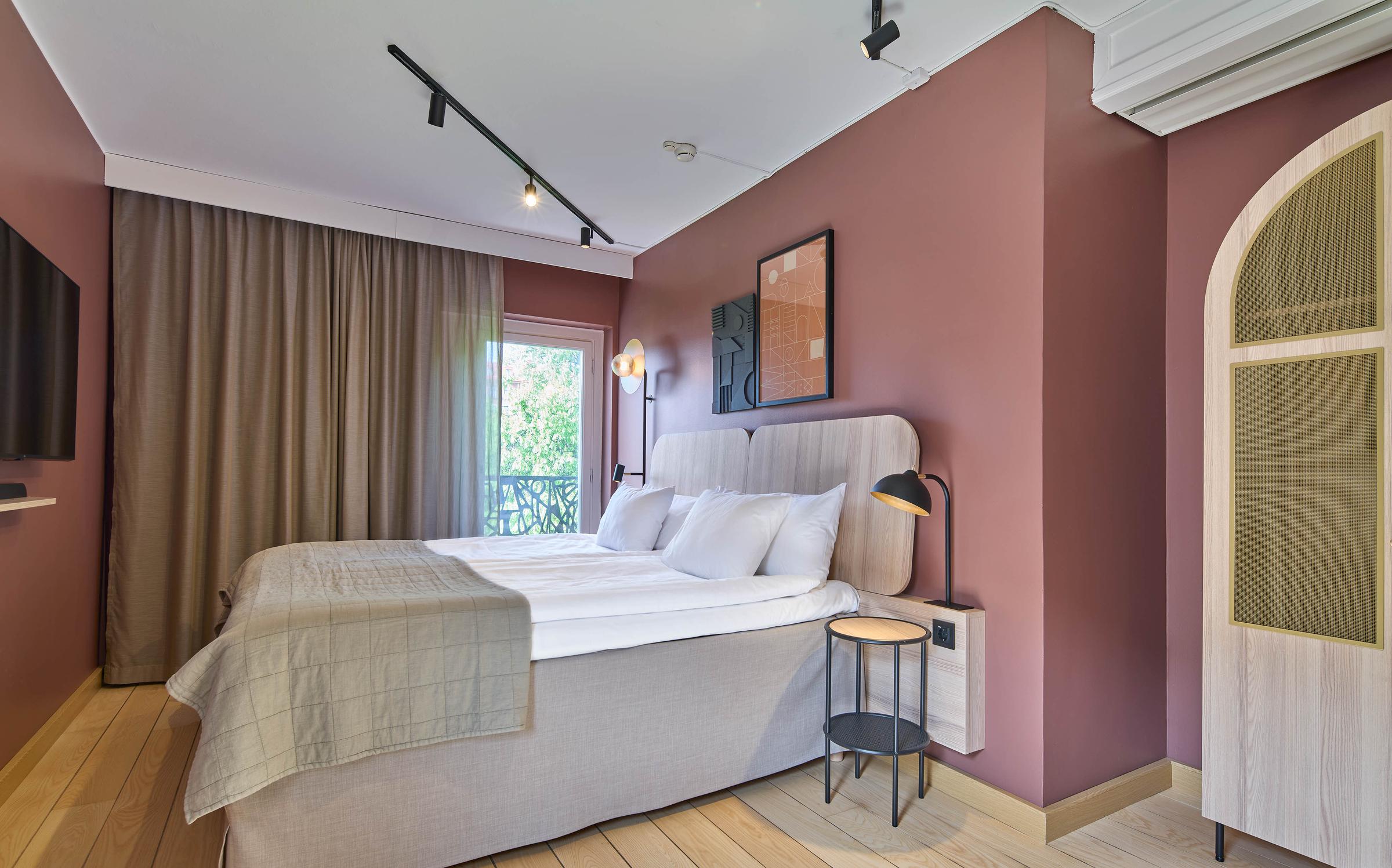 junior suite living room at scandic malmen in stockholm sweden