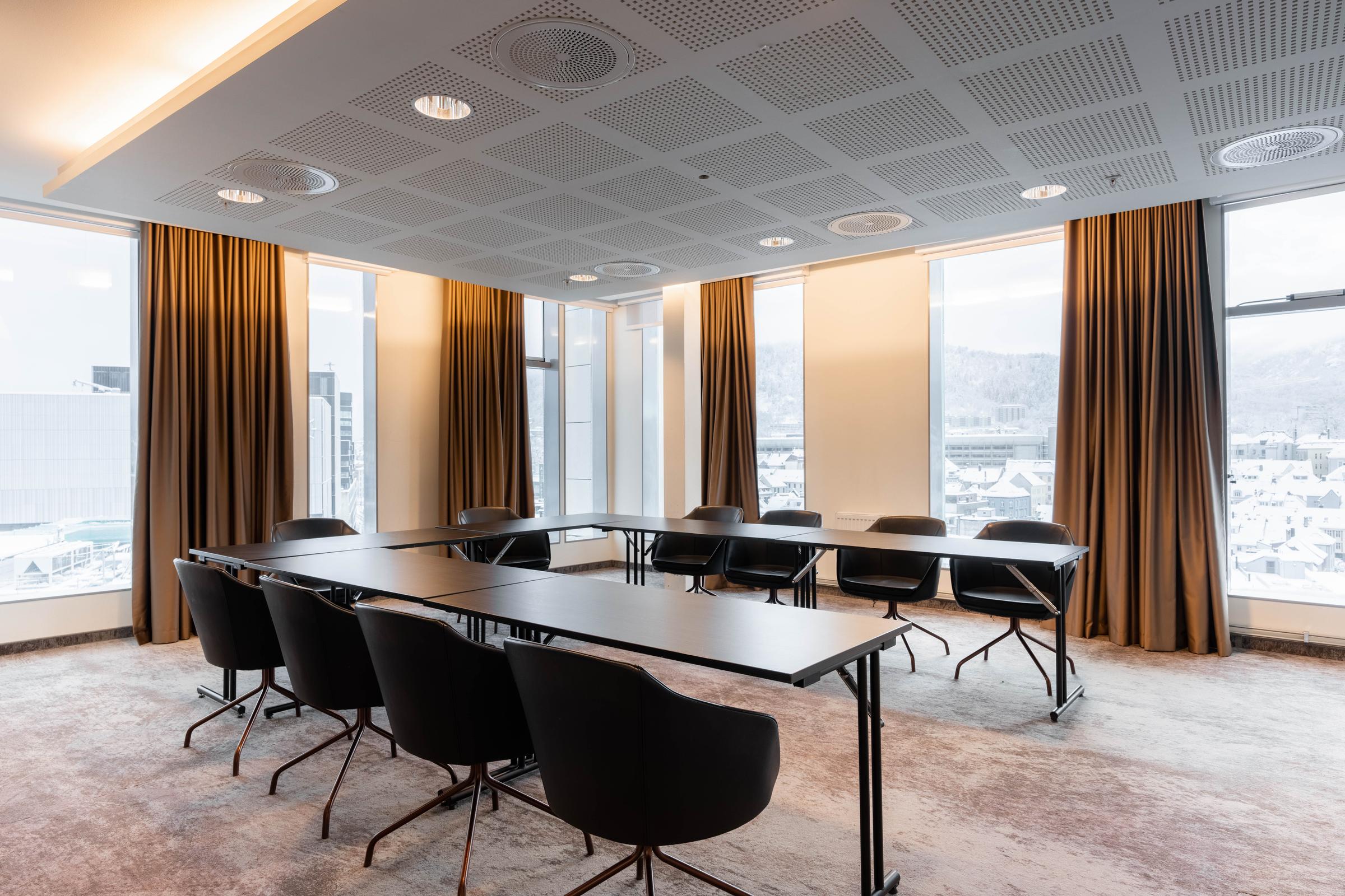meeting room at scandic ornen in bergen