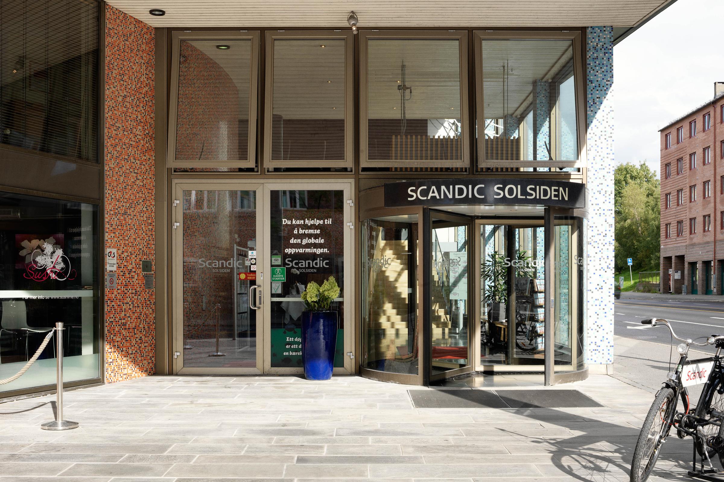 Eingang im Scandic Solsiden