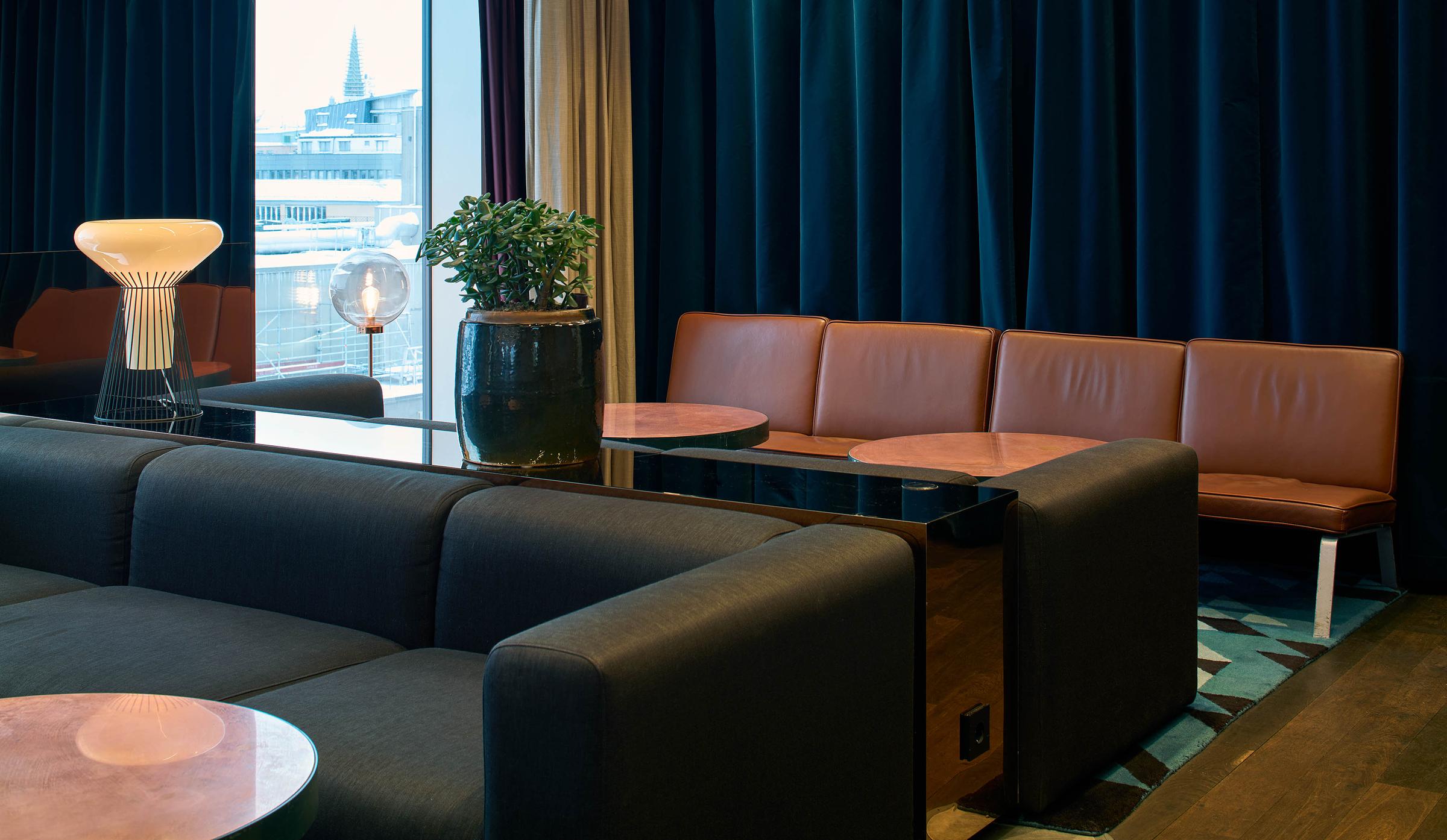 bar at scandic continental