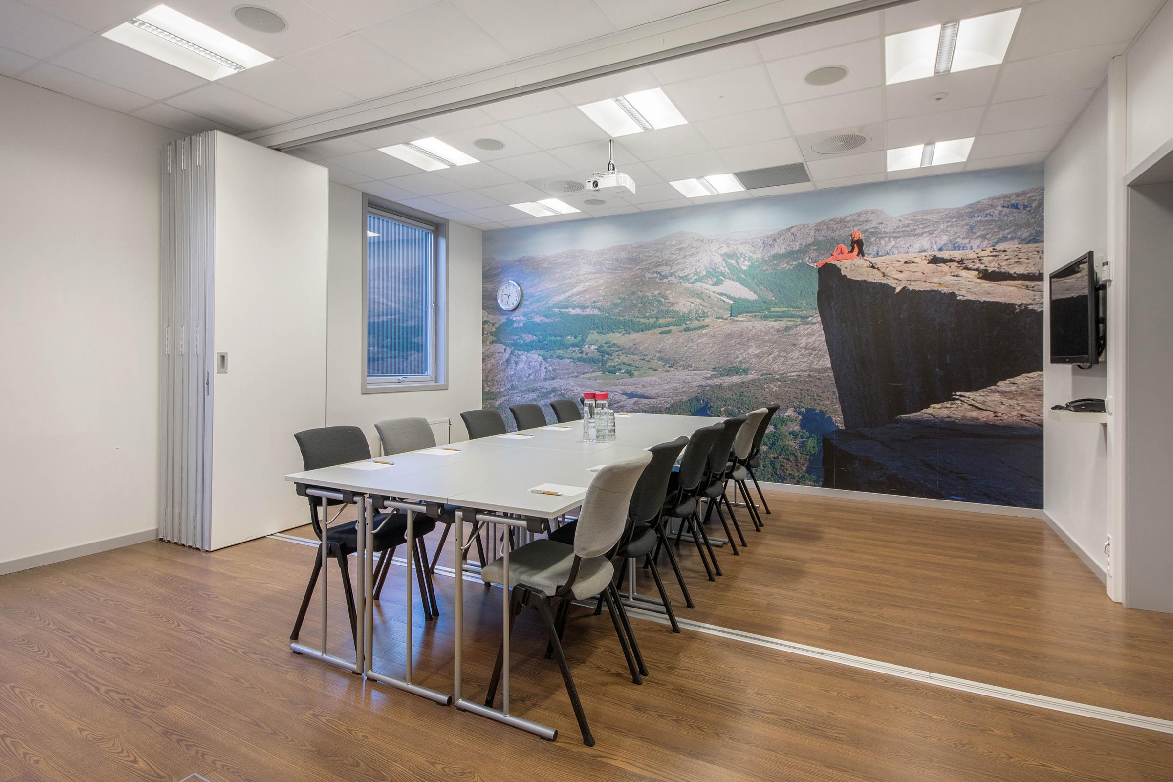 meeting room 