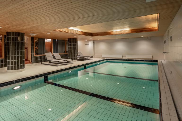 pool scandic jyväskylä city hotel finland