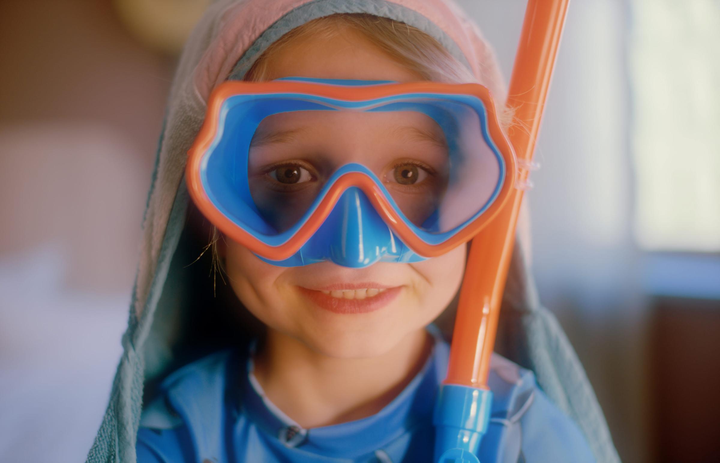 Kid with googels