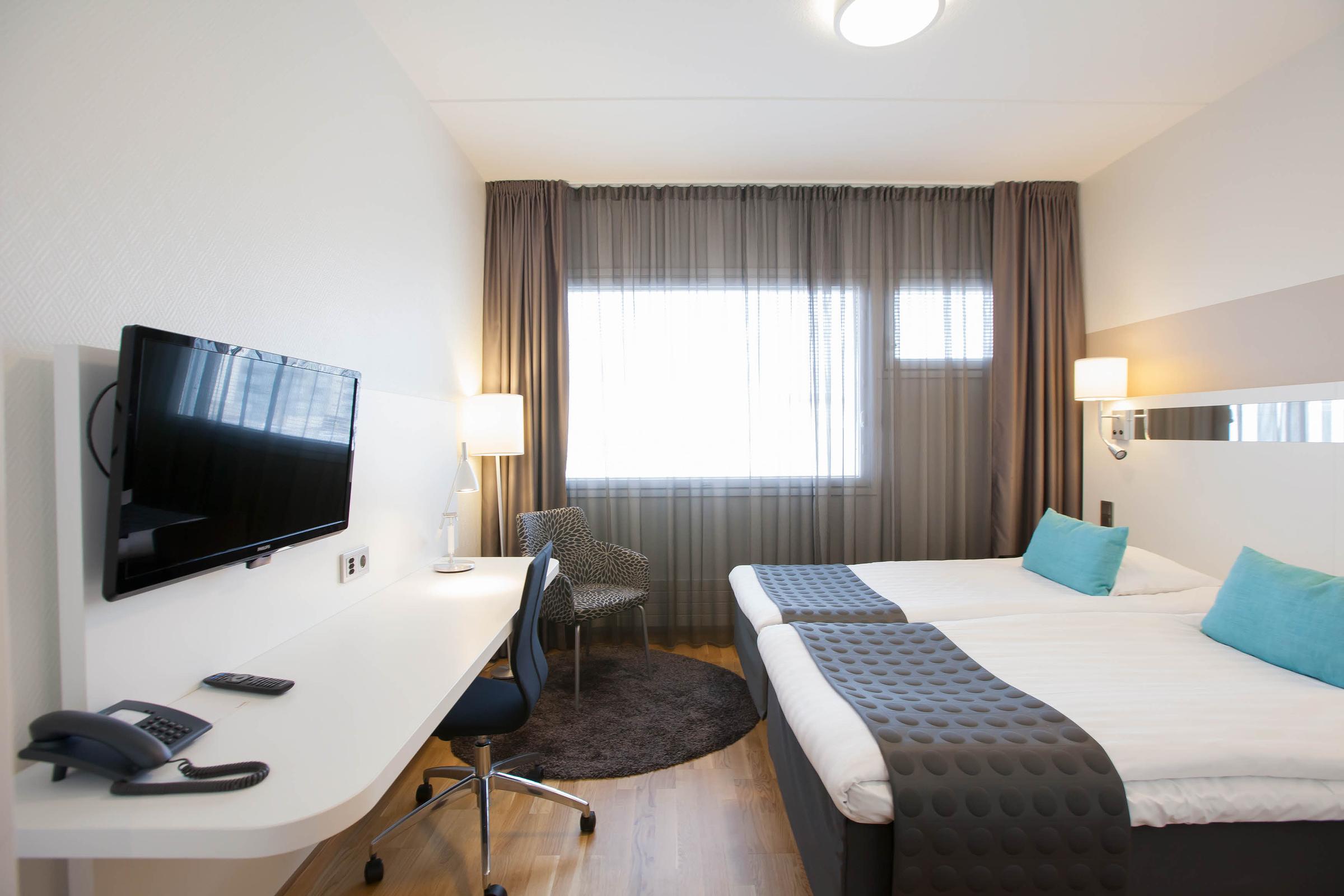 standard room scandic pori hotel finland