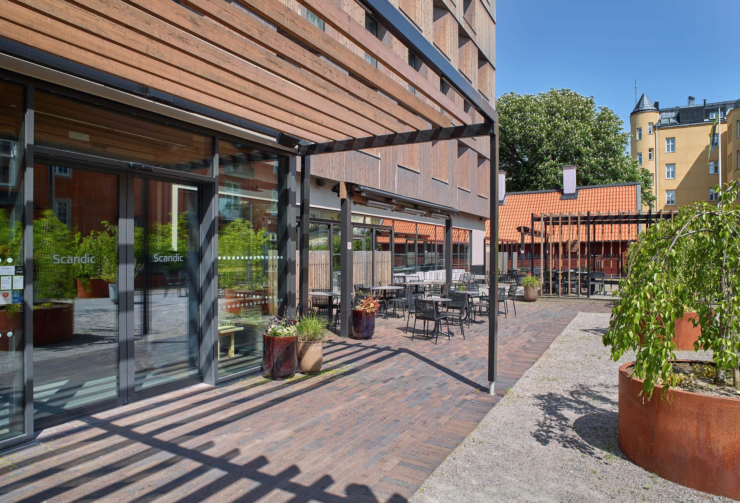 Exterior yard Scandic Strommen