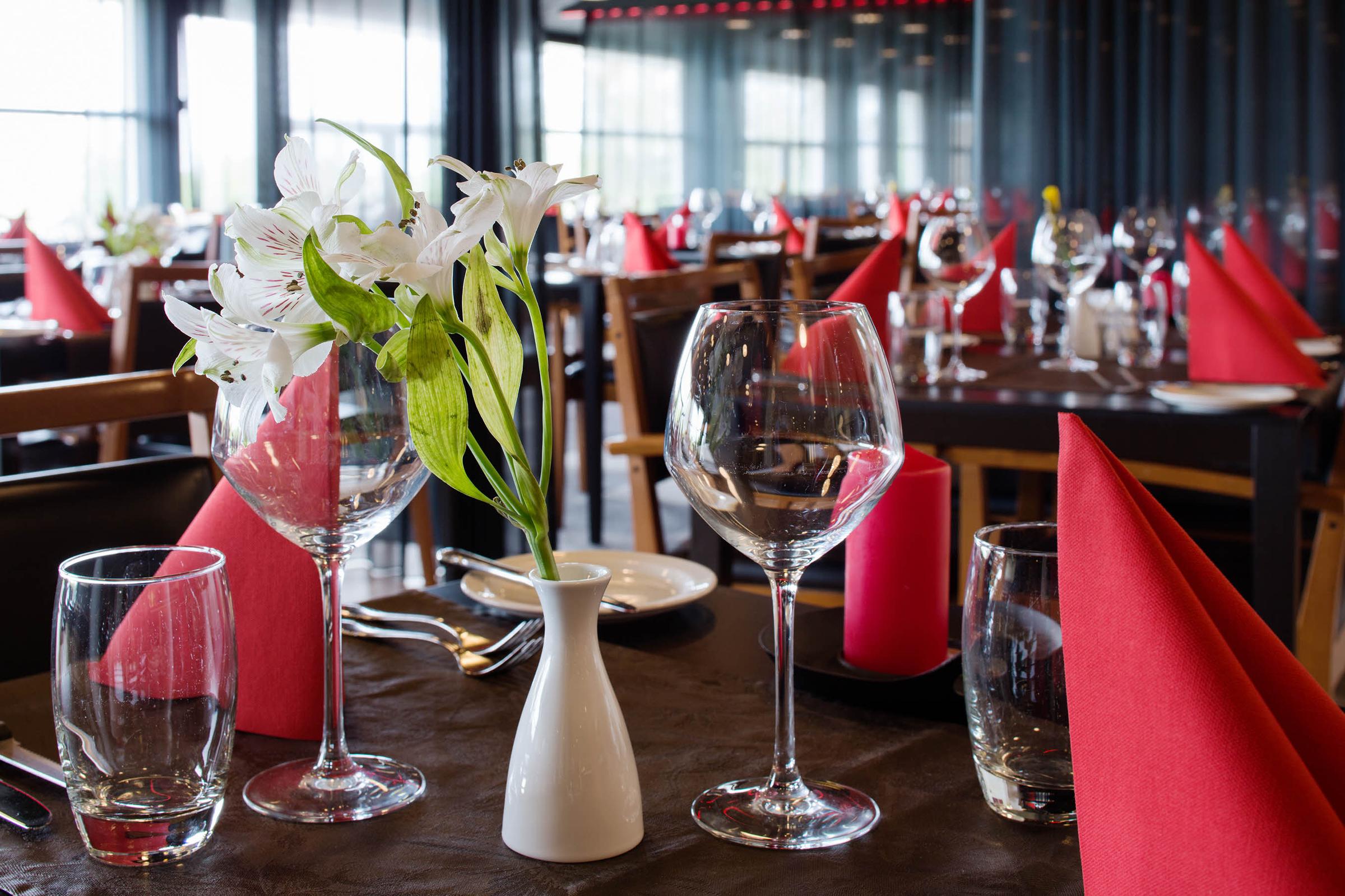 Scandic Aalborg, a la carte restaurant, daytime, close up