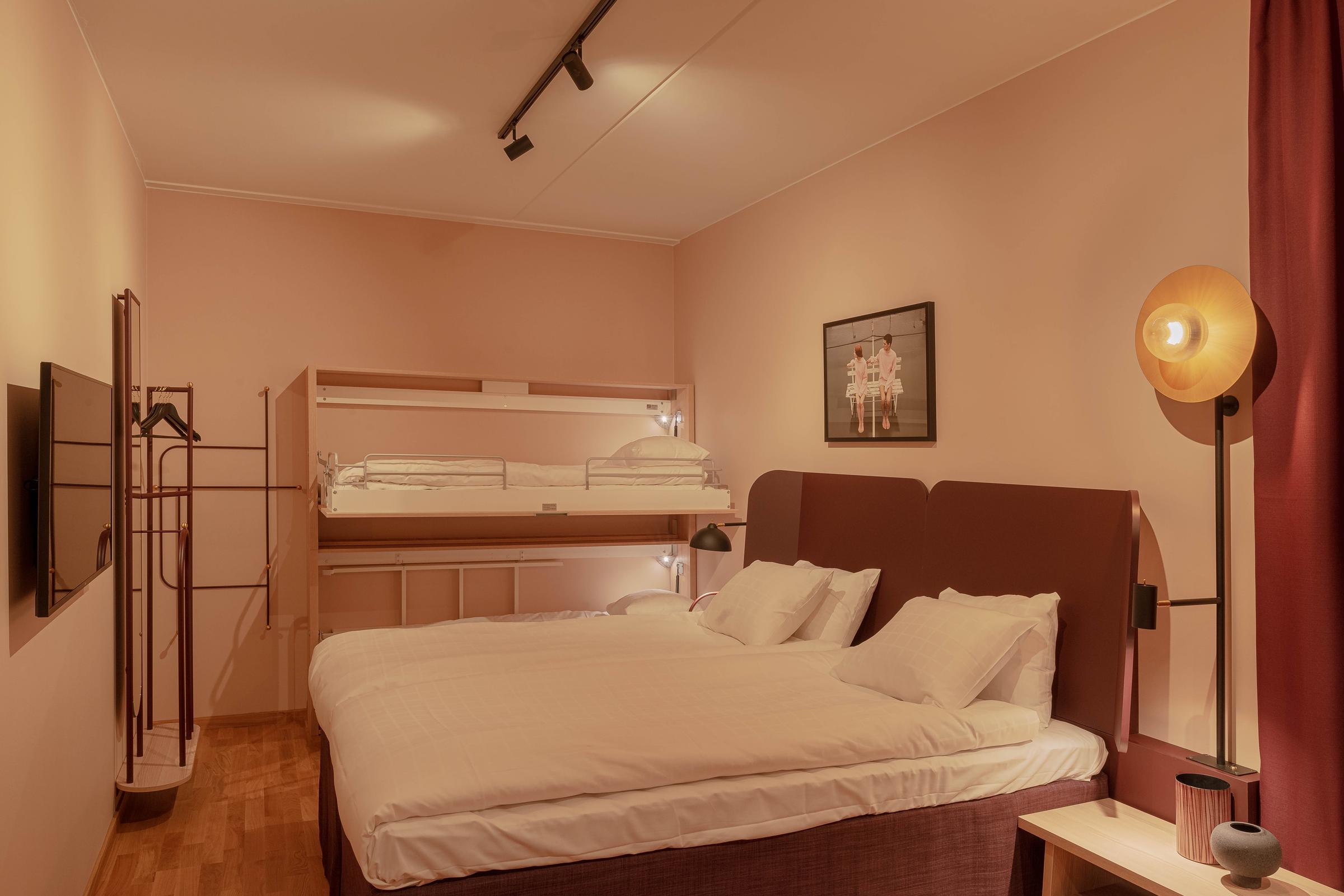 Cabin Family Four room at Scandic Landvetter
