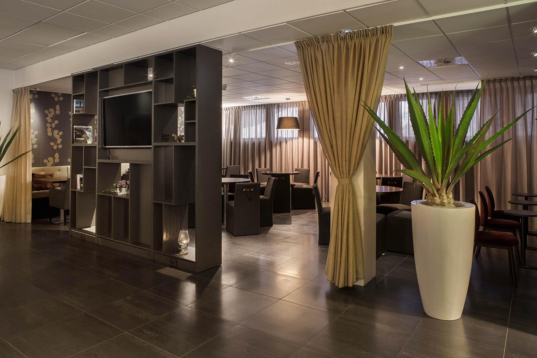 Lobby Separee