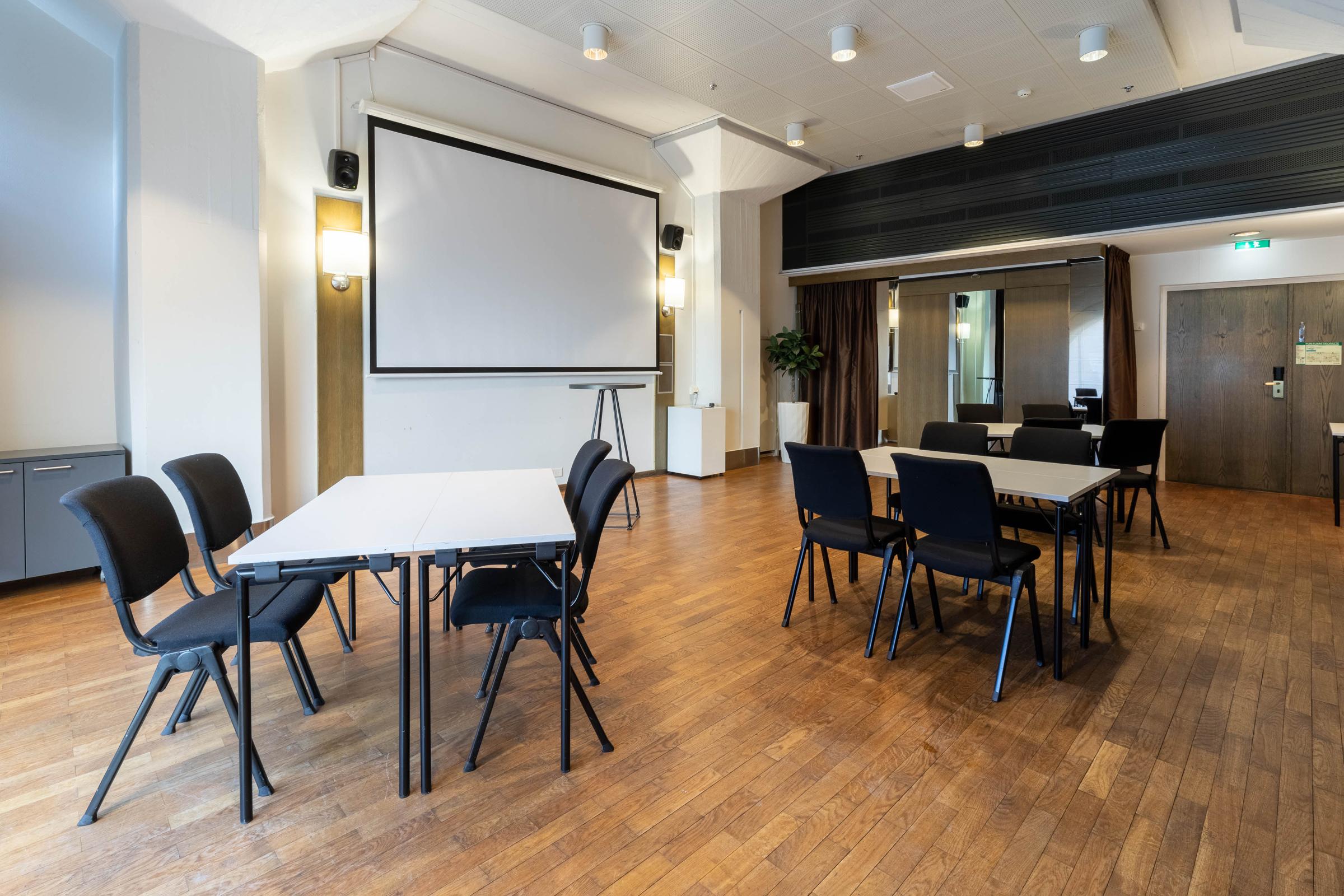 meeting room selim at grand marina in helsinki