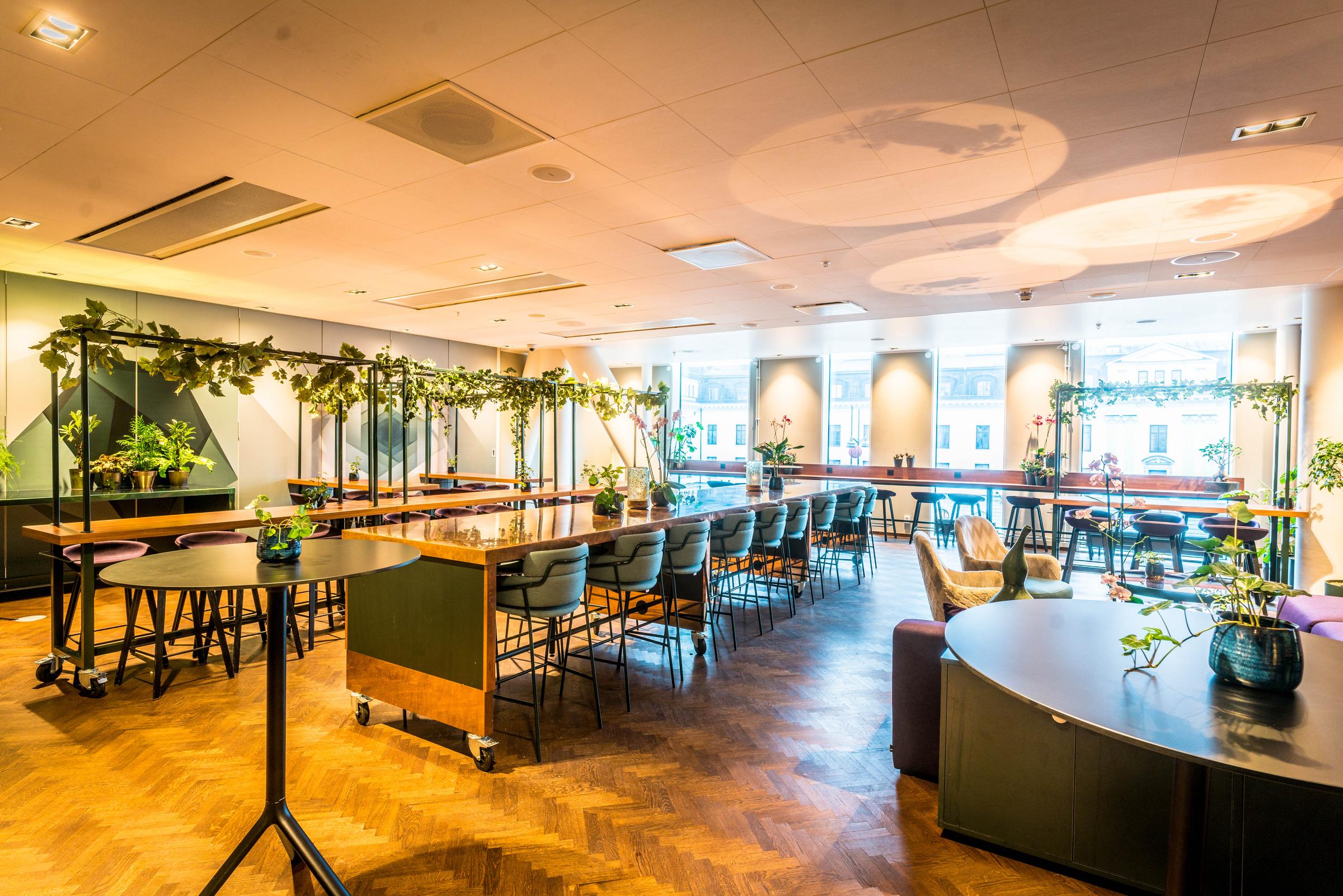 Breakout area