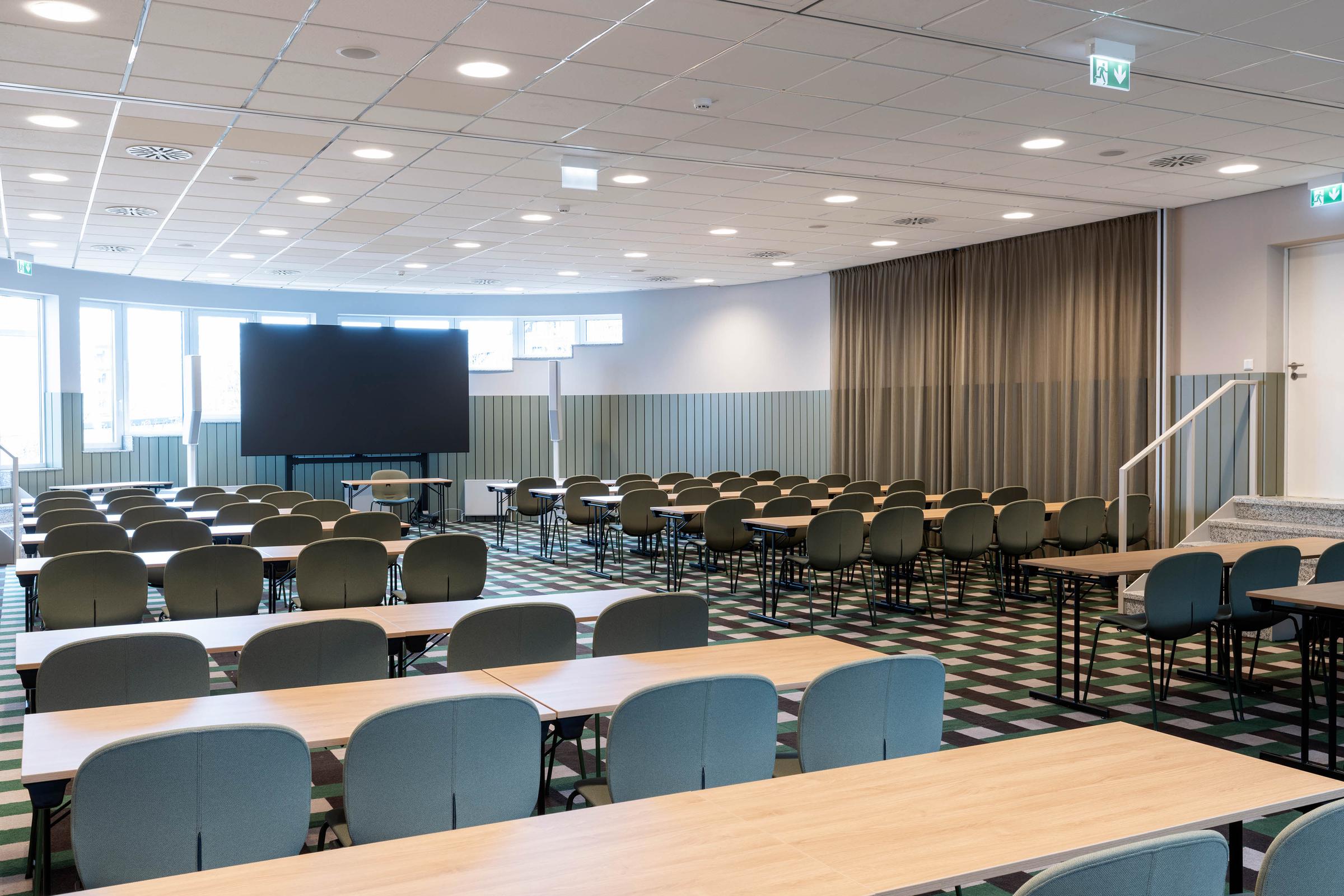 meeting room hannoveraner 1+2+3 at scandic stuttgart europaviertel in germany