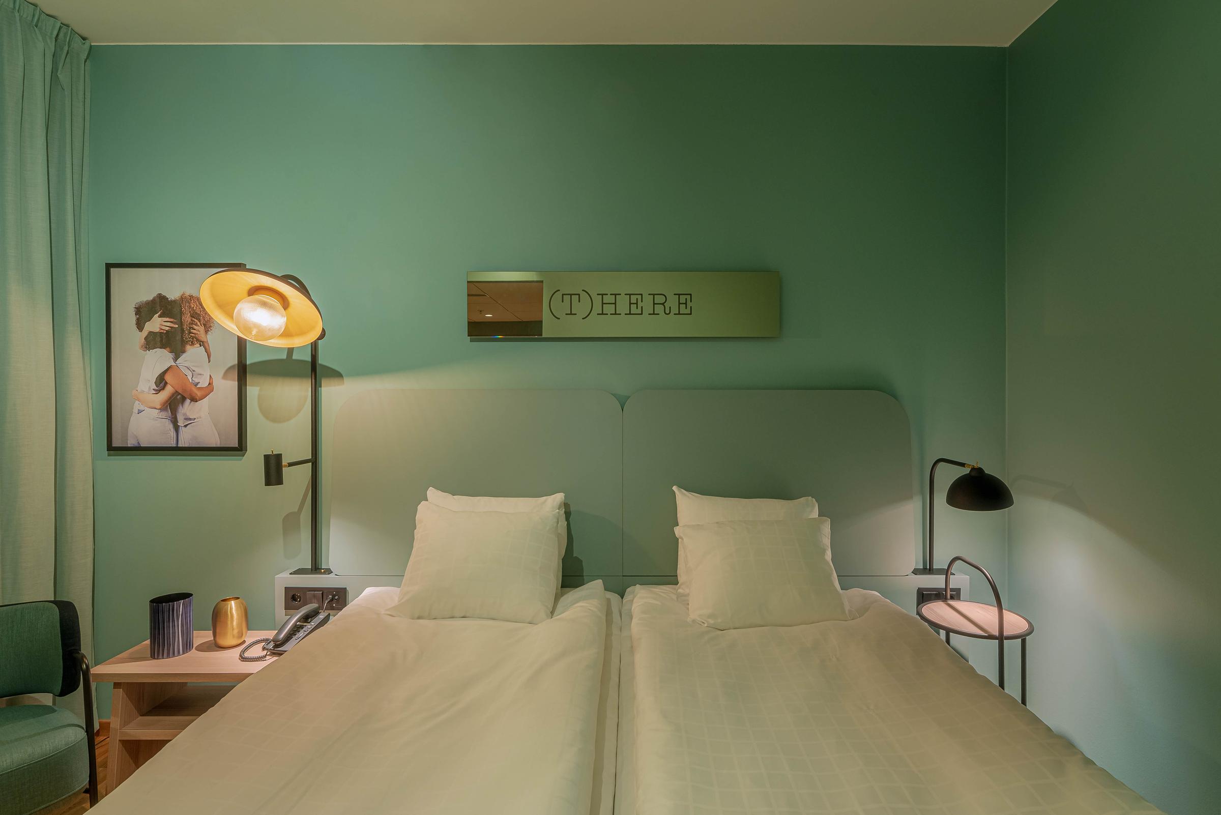 Cabin Twin room at Scandic Landvetter