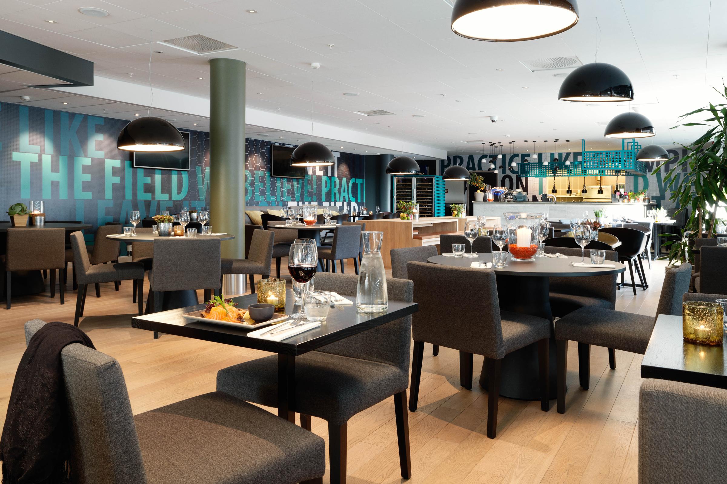 Bistro, bar