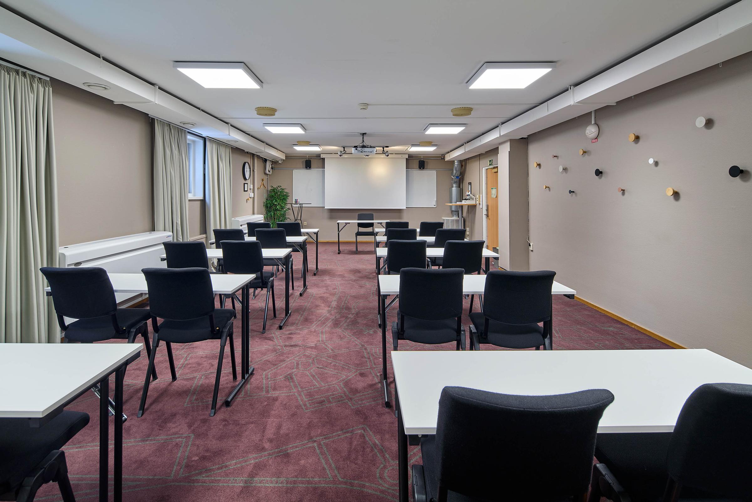 meeting room backen-01 at scandic umea syd