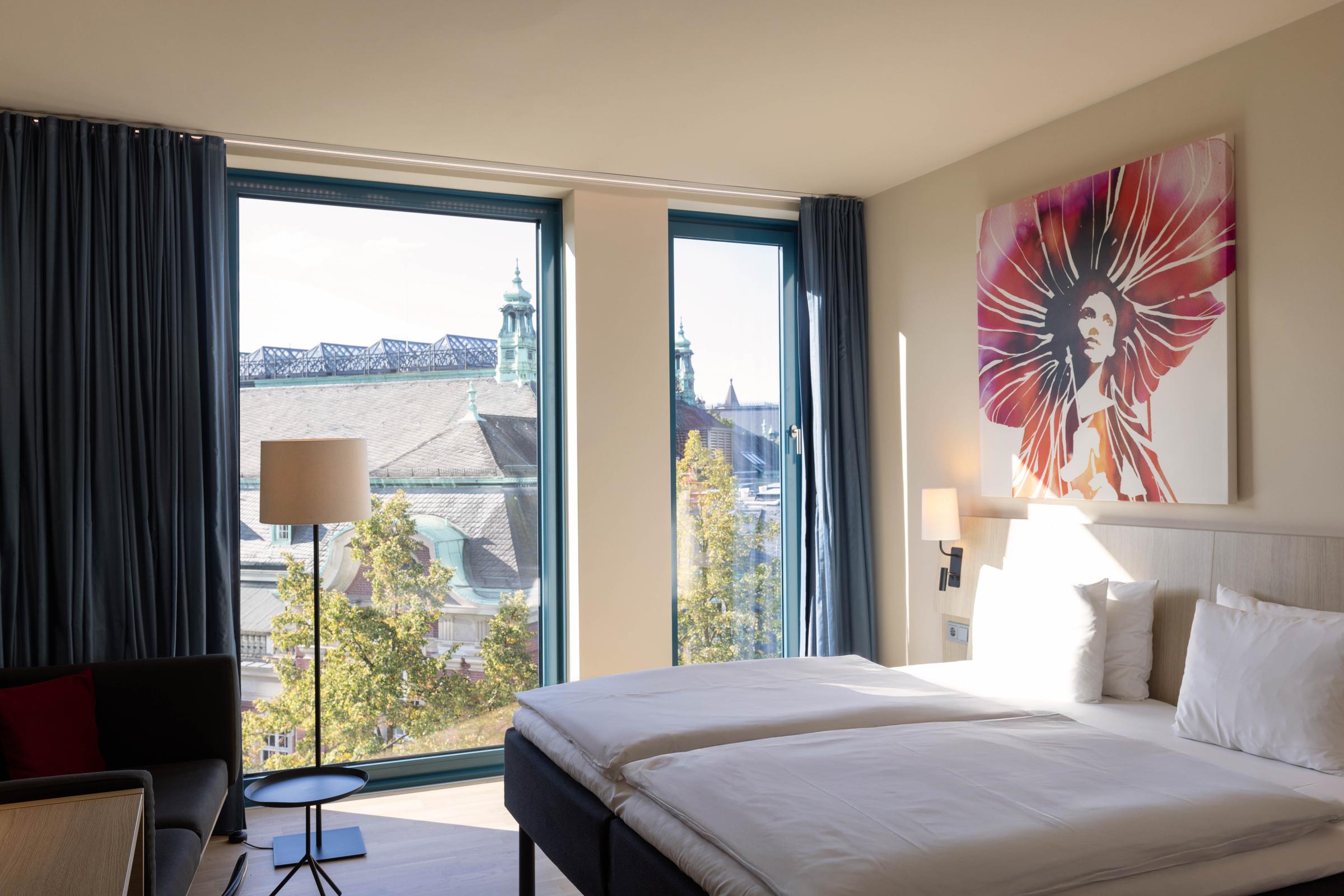 Standard room at Scandic Hamburg Emporio