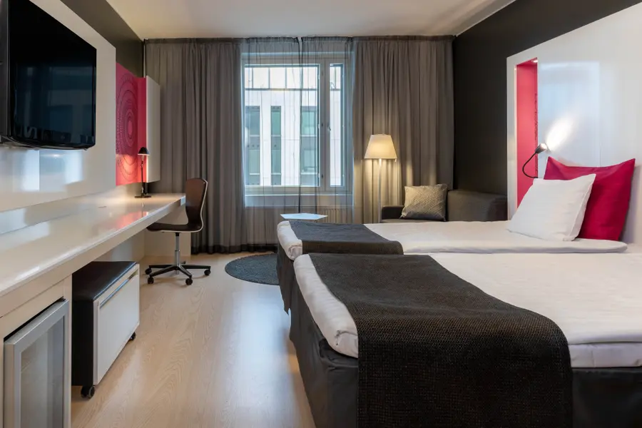 standard room at scandic tampere station