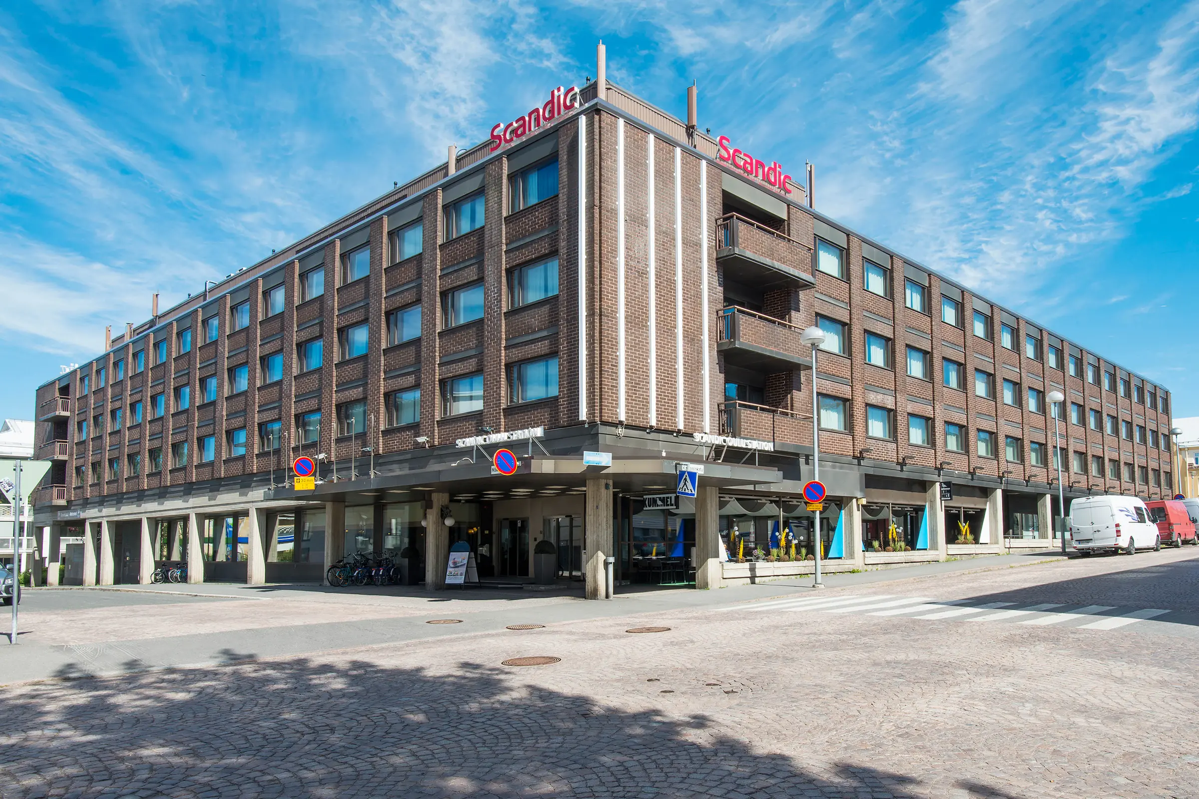 Exterior Scandic Oulu Station