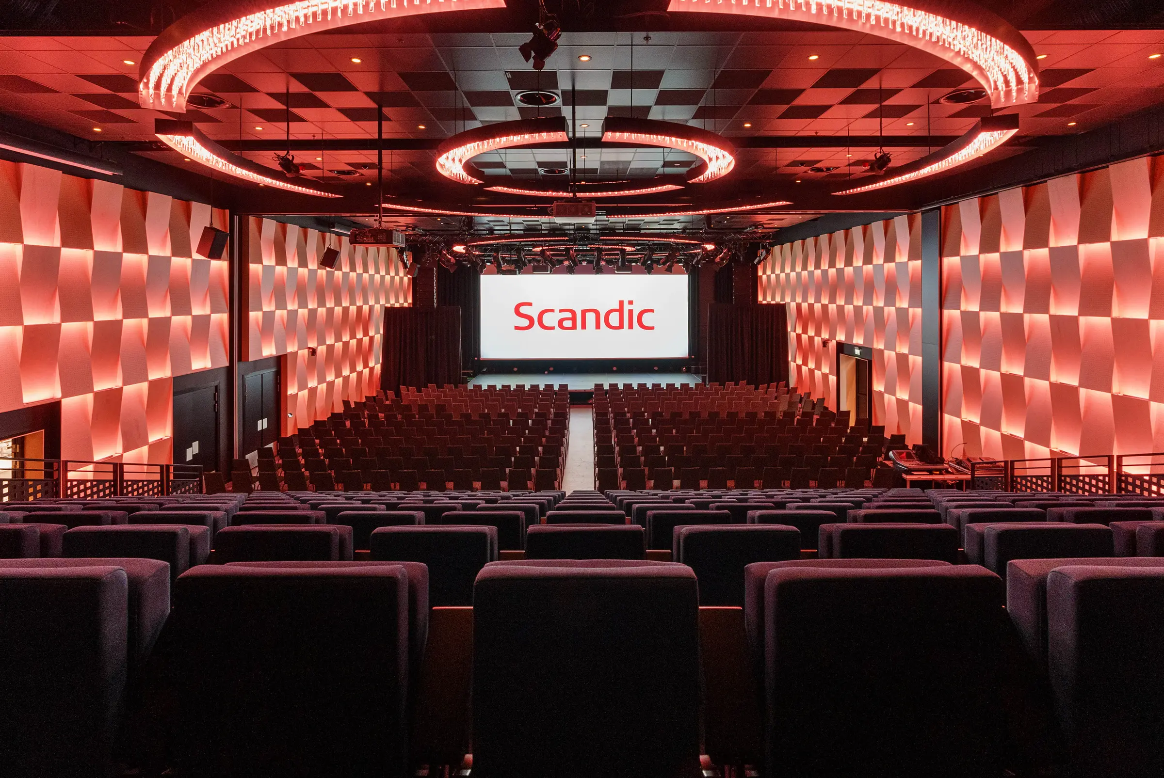 sunnfjordsalen at scandic sunnfjord hotel and spa