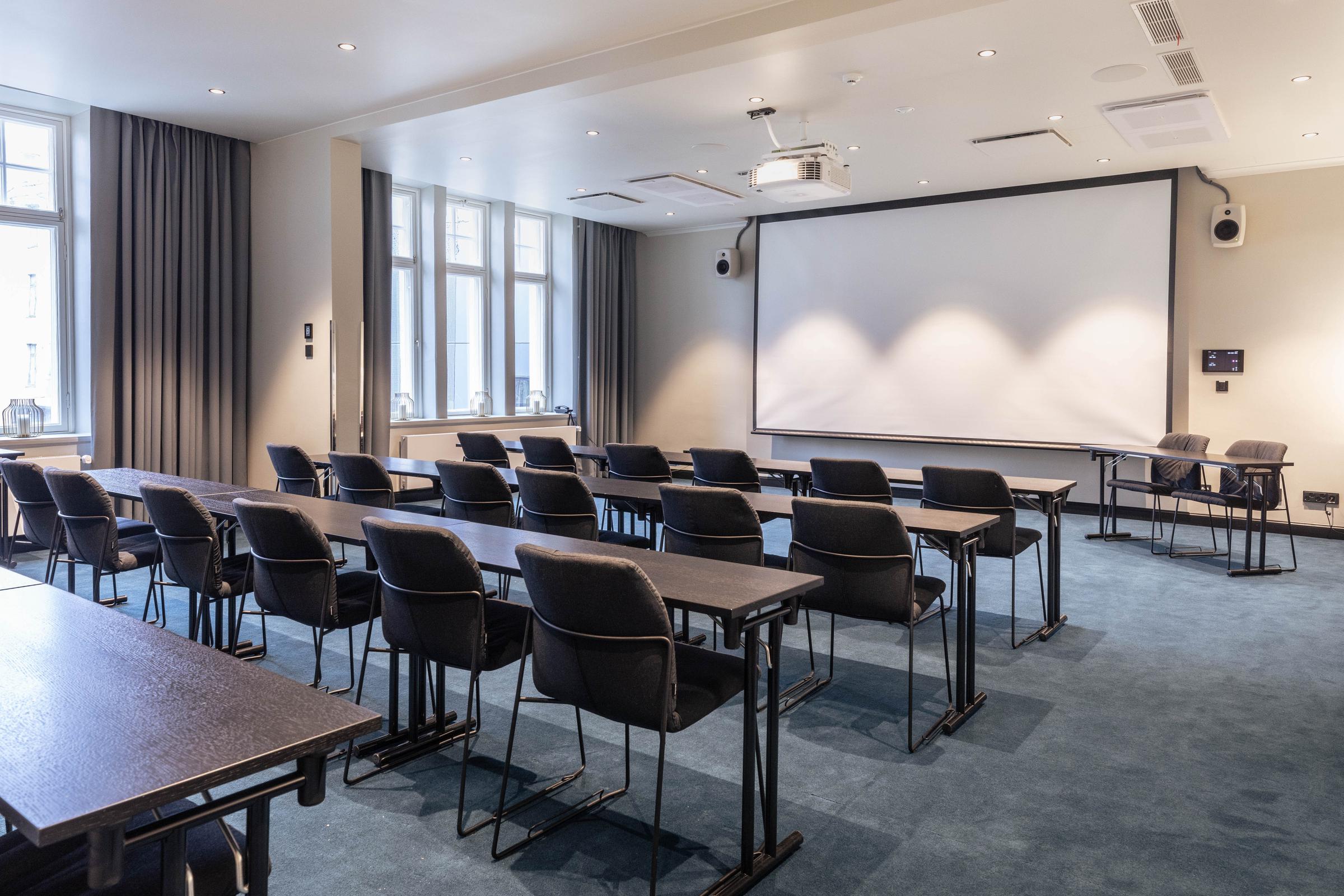 conference room at scandic hamburger bors