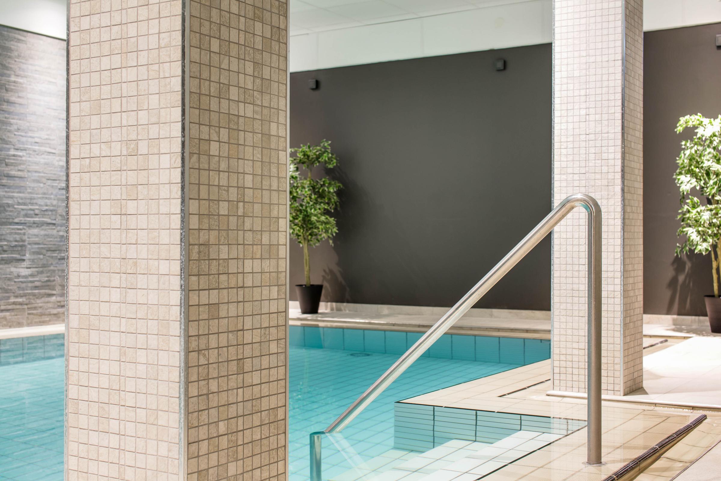 Pool detail Scandic Gävle Väst