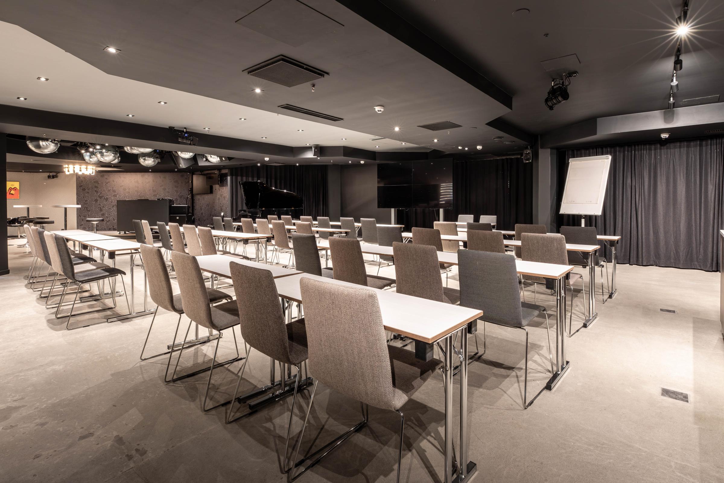 meeting room at scandic laajavuori in jyveskyla