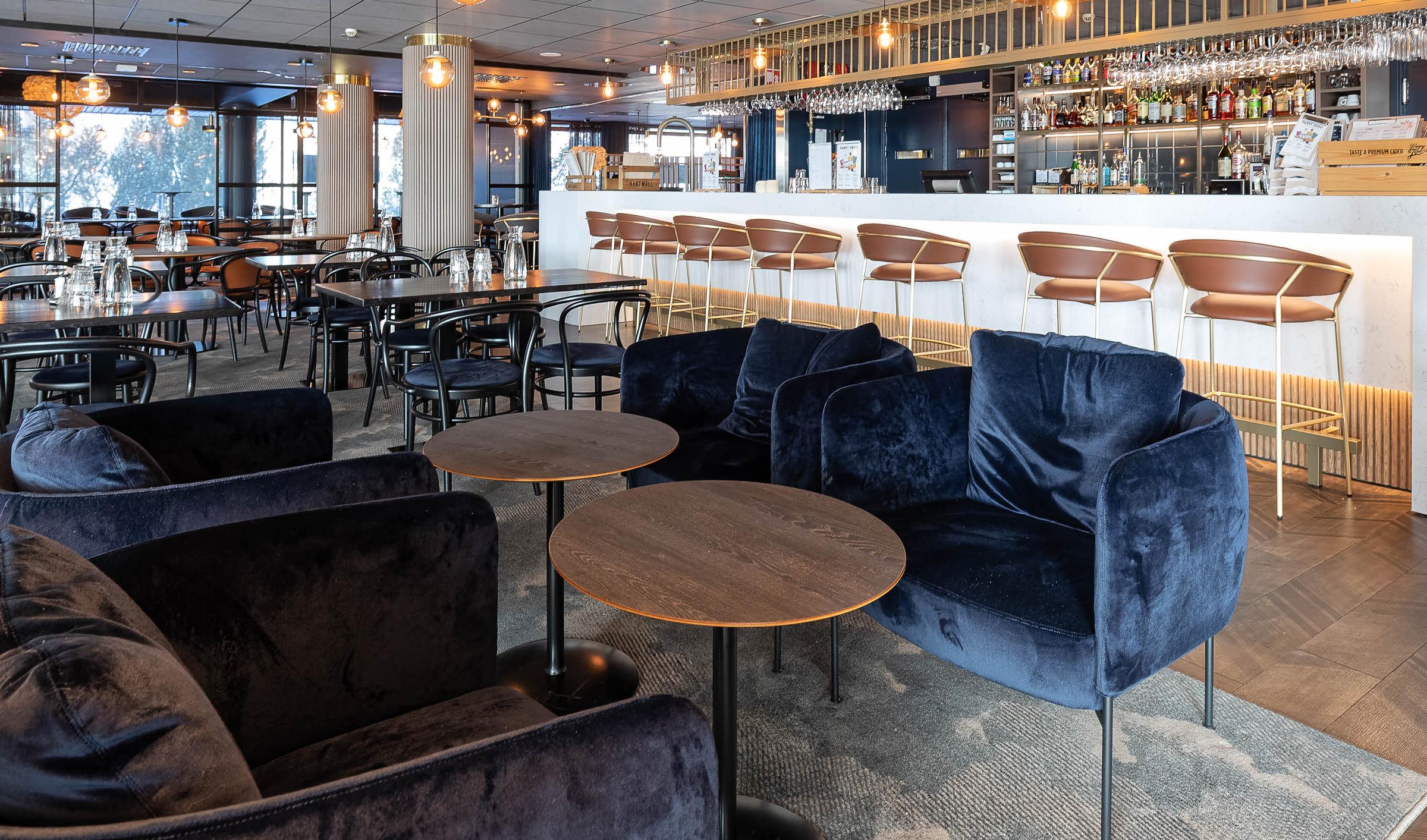 restaurant and bar scandic kuopio hotel finland