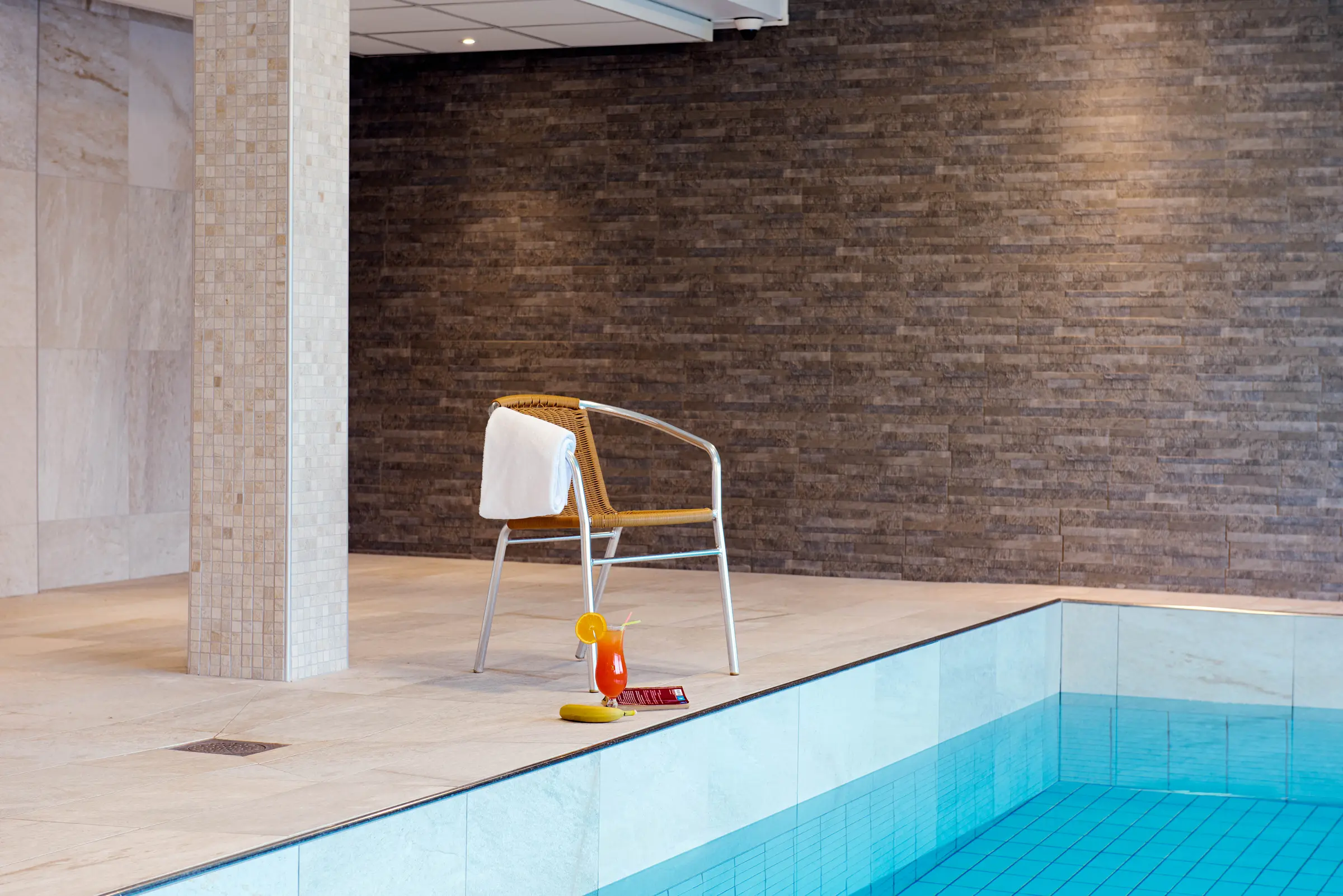 Pool hotel Scandic Umea Syd