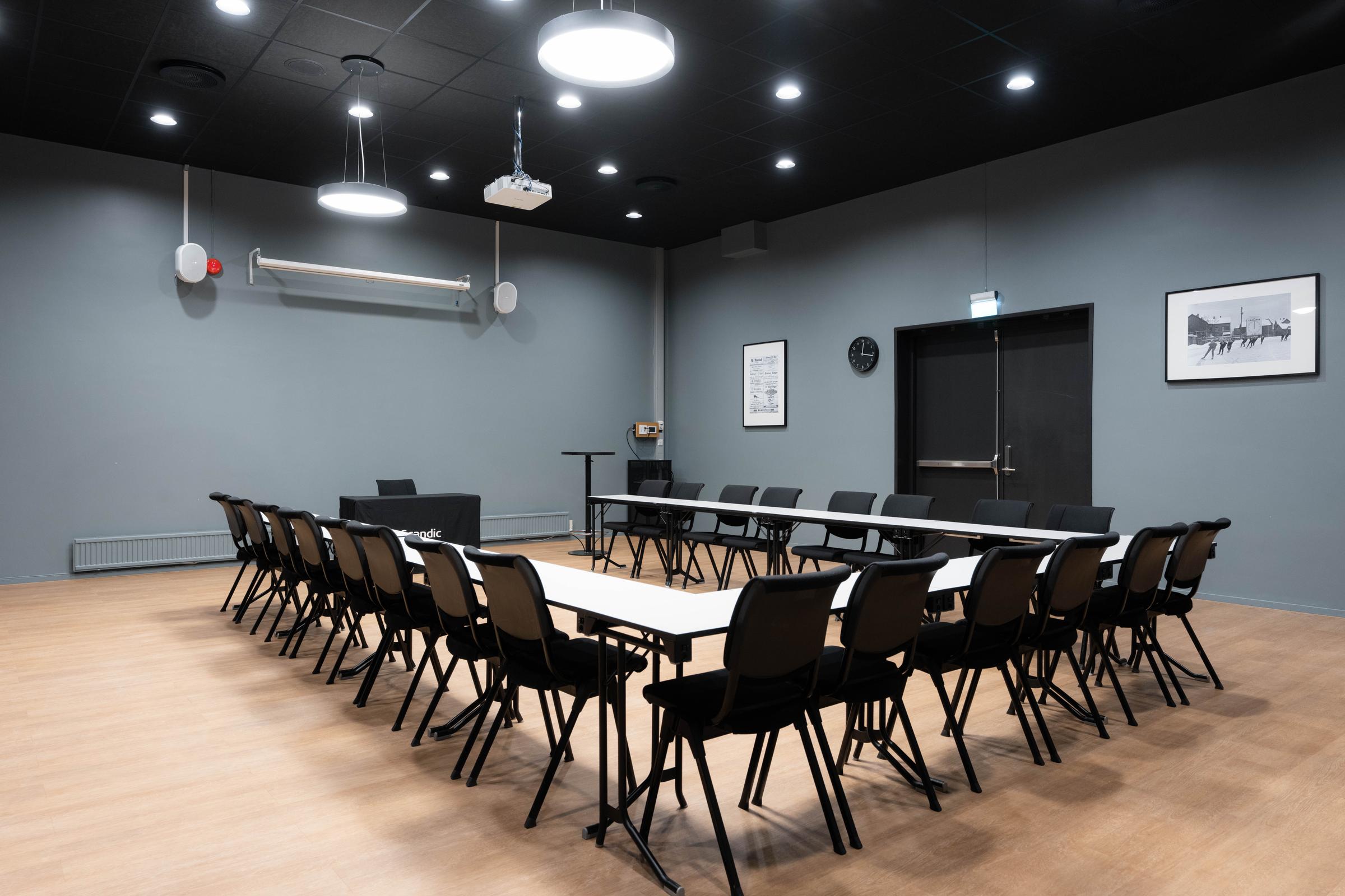 meeting room storhamar 1 at scandic hamar in norway