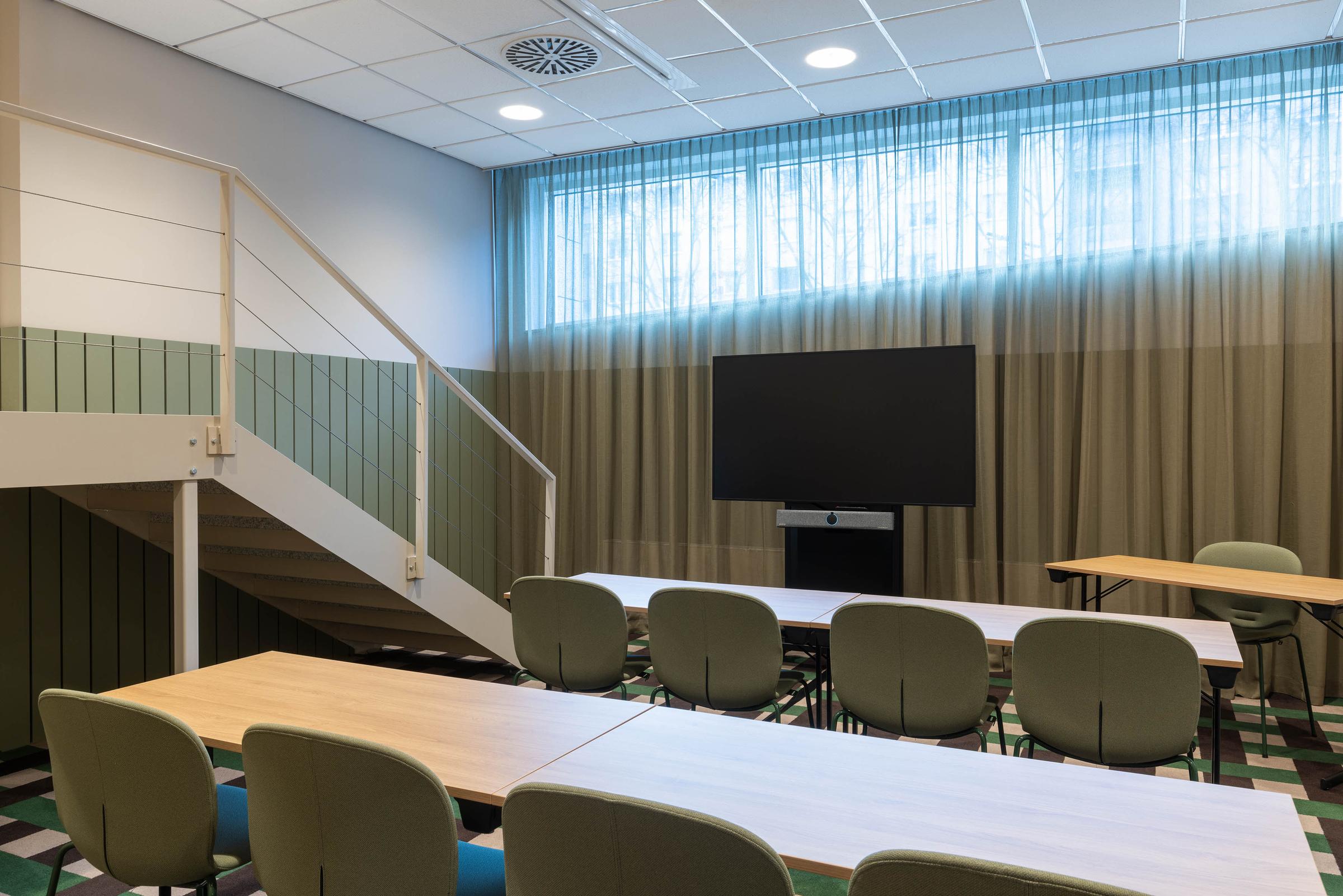 meeting room hannoveraner 2 at scandic stuttgart europaviertel in germany