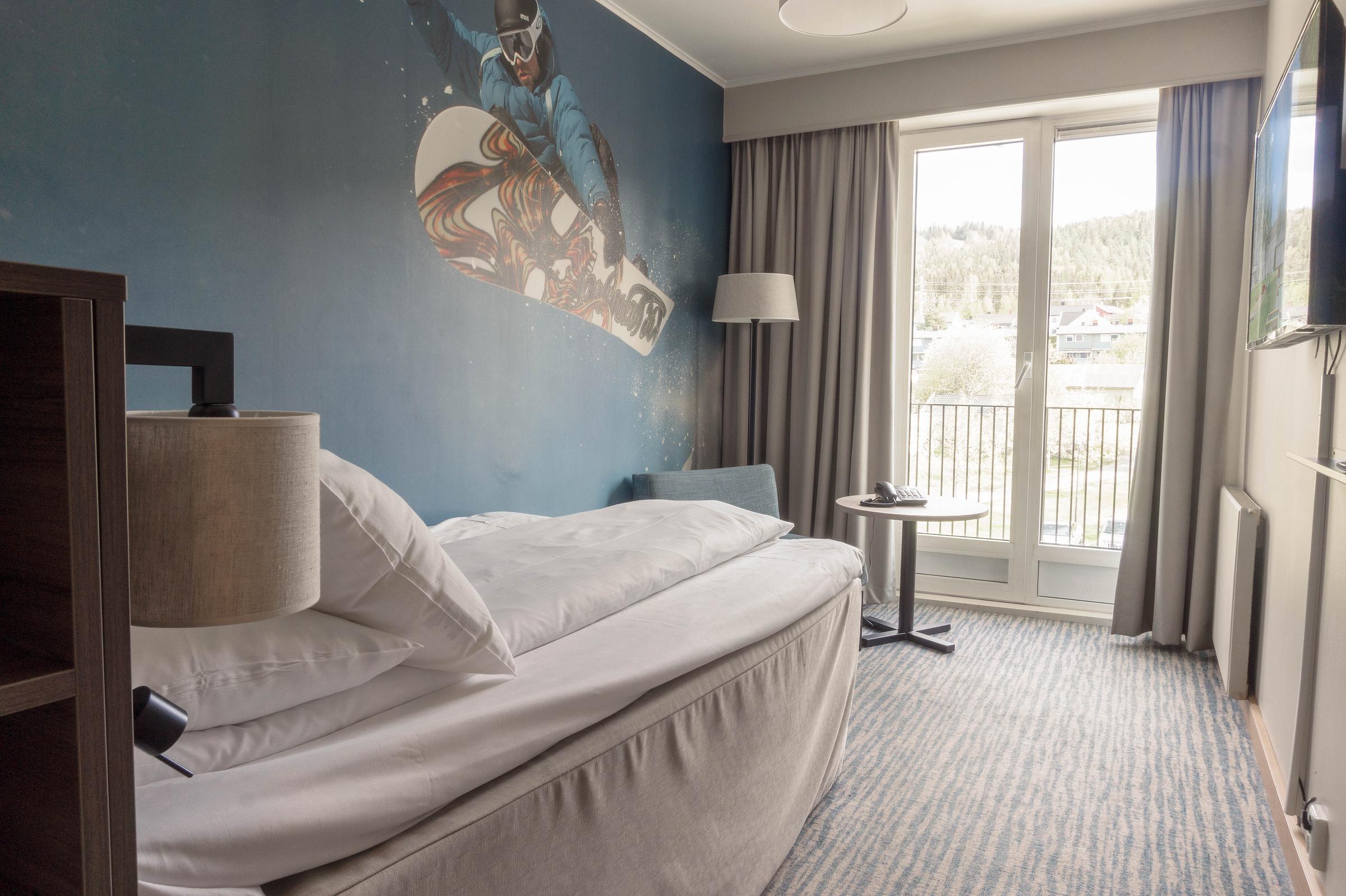 hotel room standard single at scandic lillehammer in lillehammer