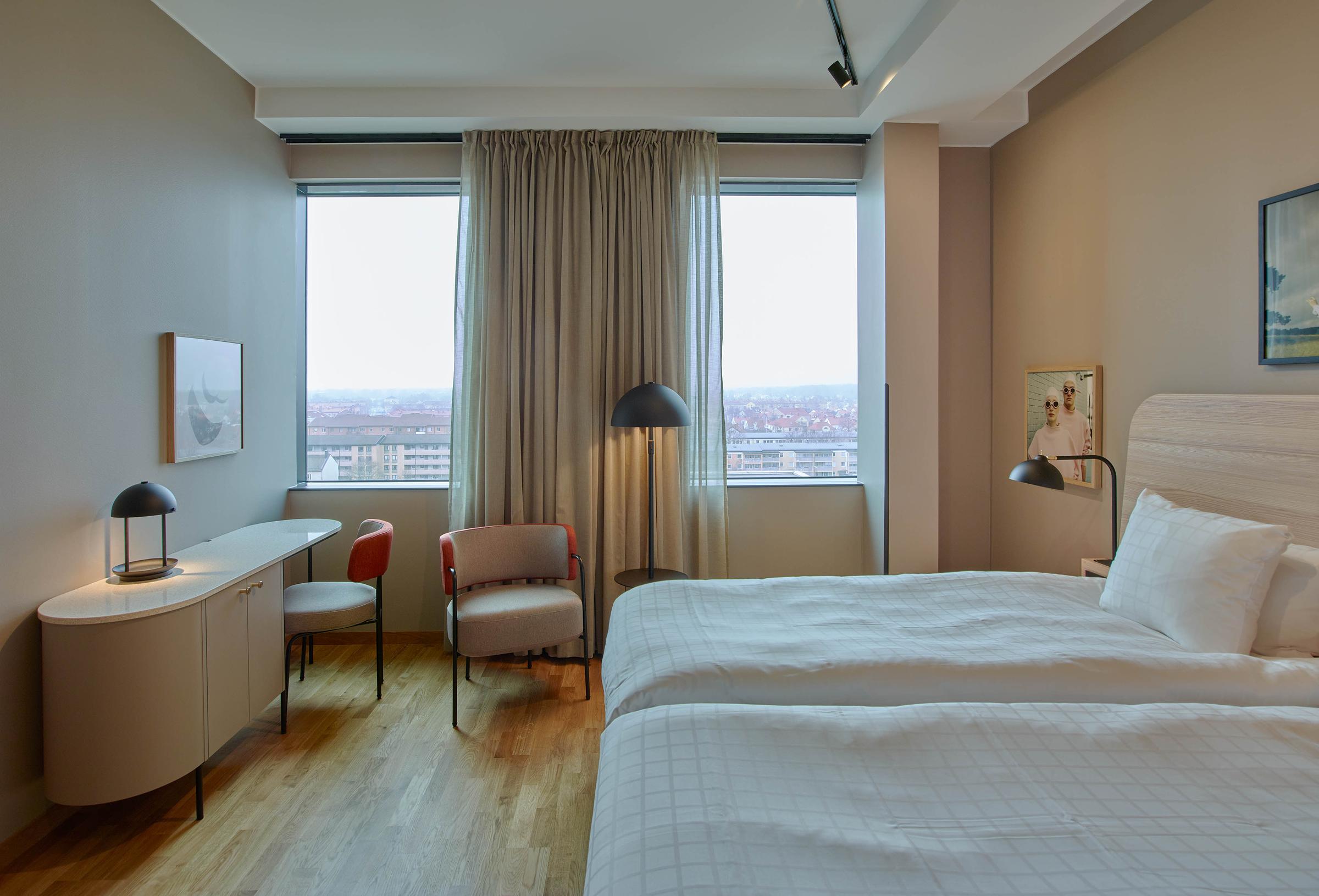 twin superior room at scandic orebro central