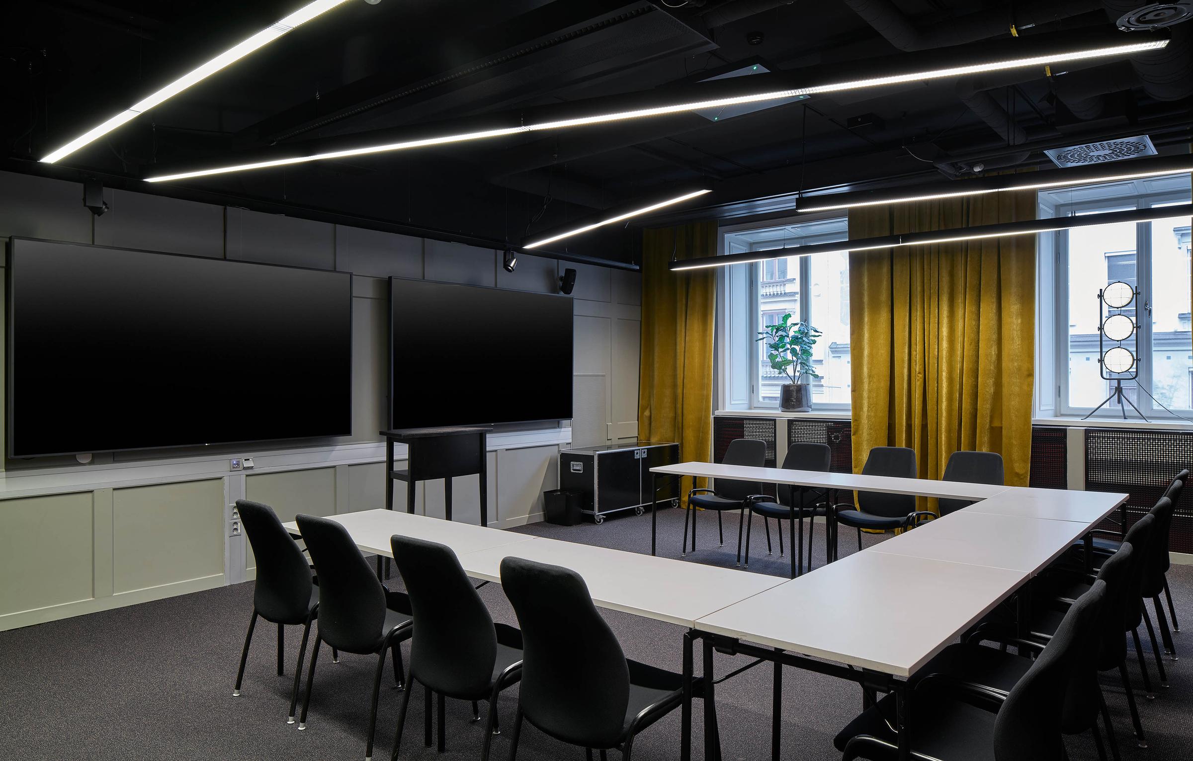 meeting room at scandic grand central in stockholm