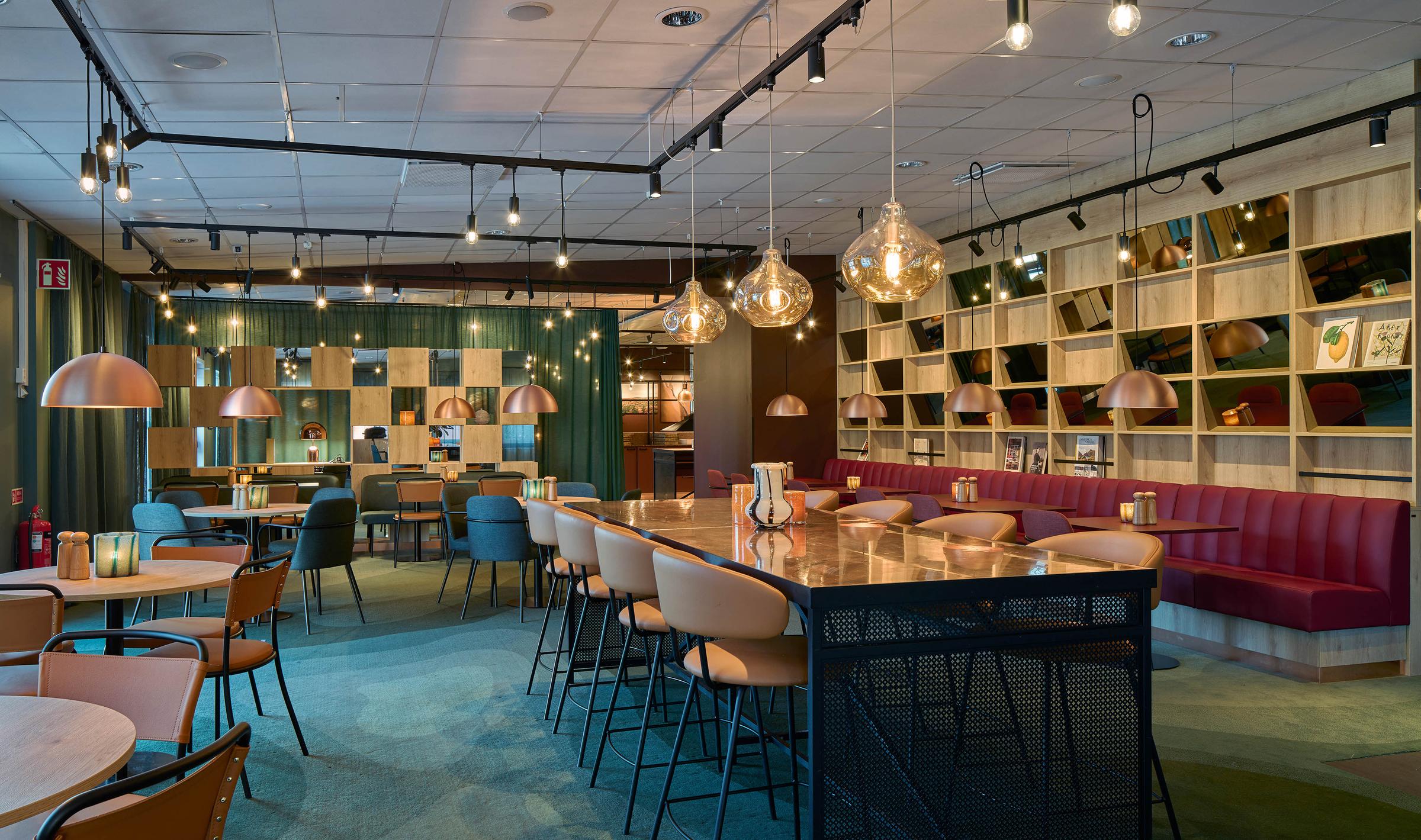 bar and restaurant at scandic lugnet in falun