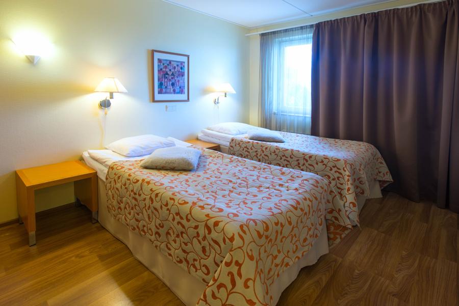 Junior suite bedroom