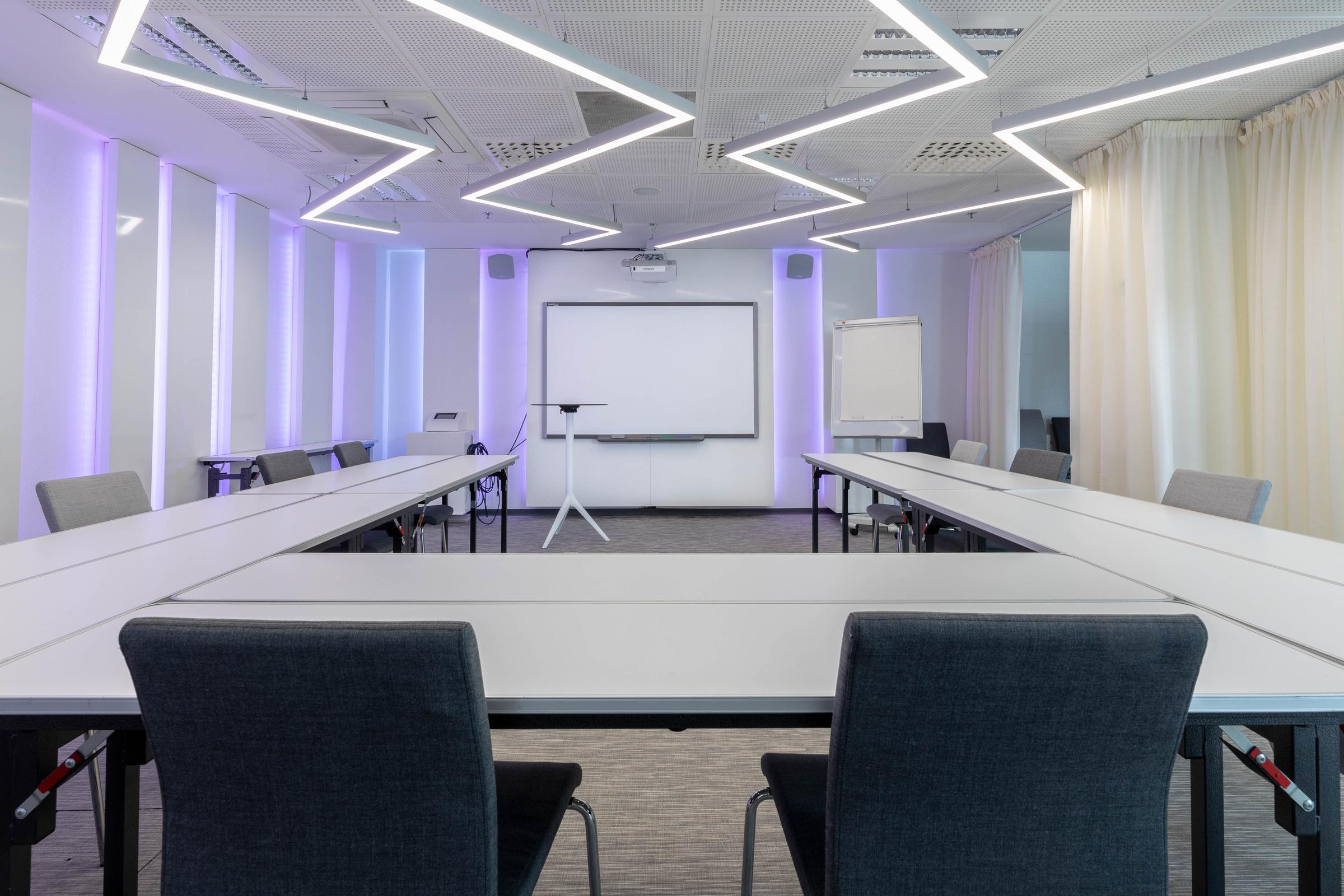 meeting room visio 2 at scandic tampere station