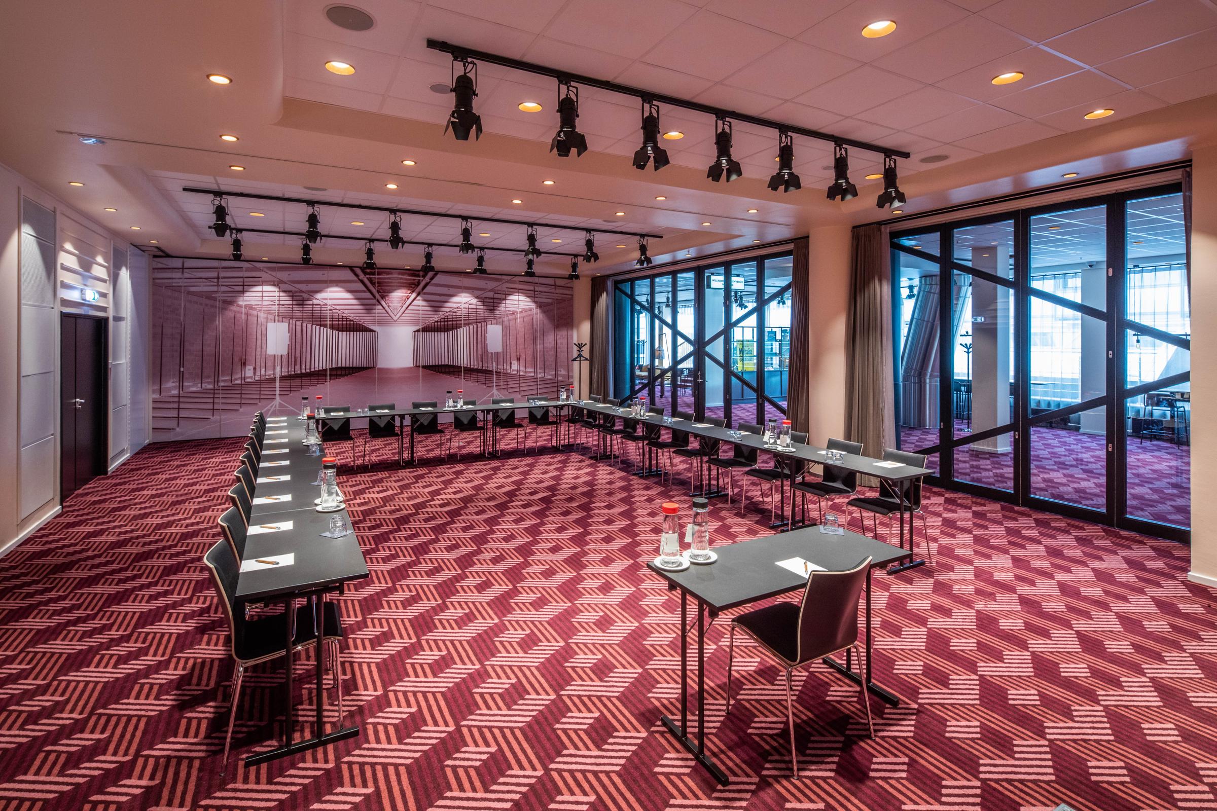 meeting room 102 u shape style