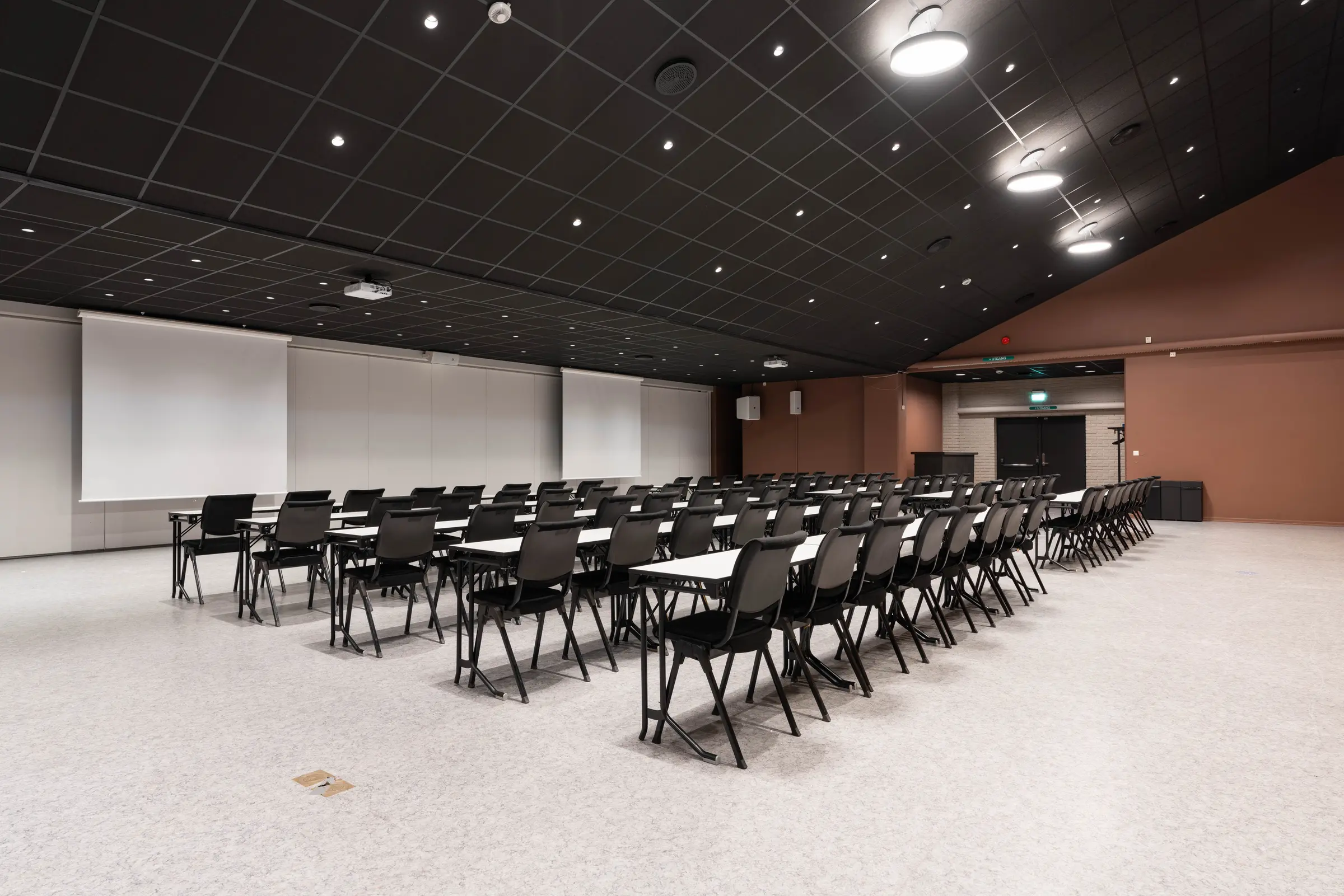 Meeting room Lillesal at Scandic Hamar