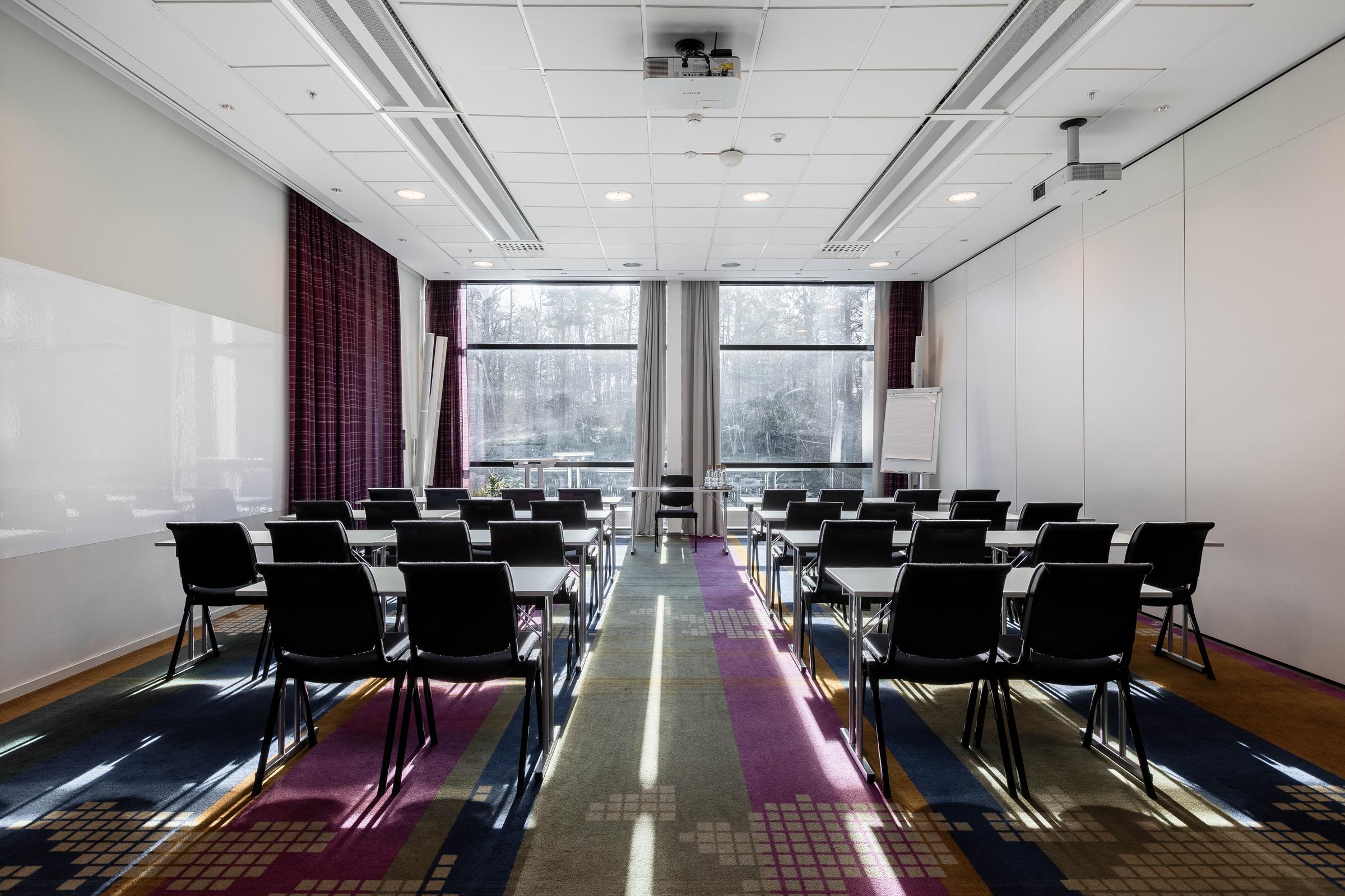 Meeting Room New York Classroom Style