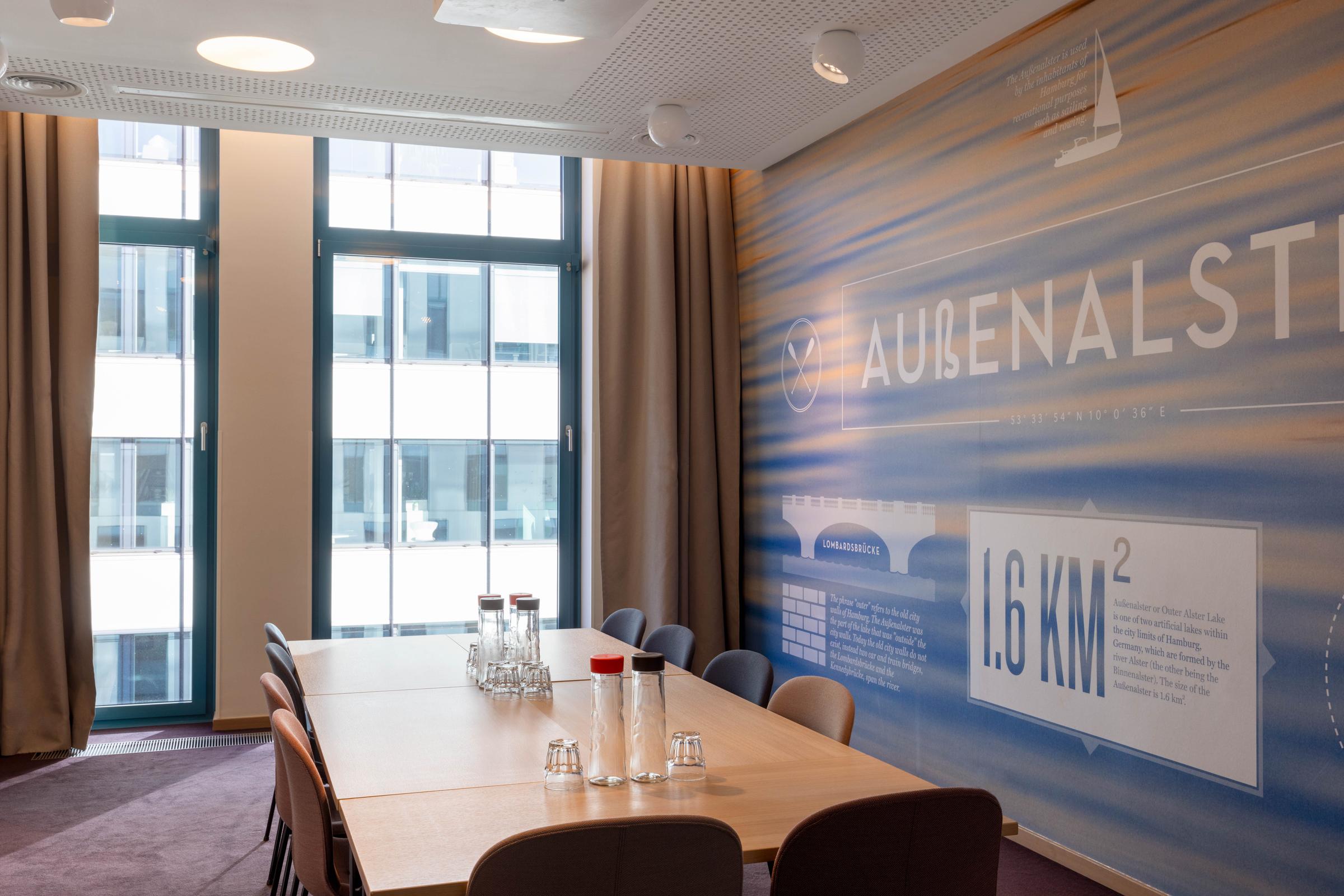 Meeting room Aussenalster at Scandic Hamburg Emporio