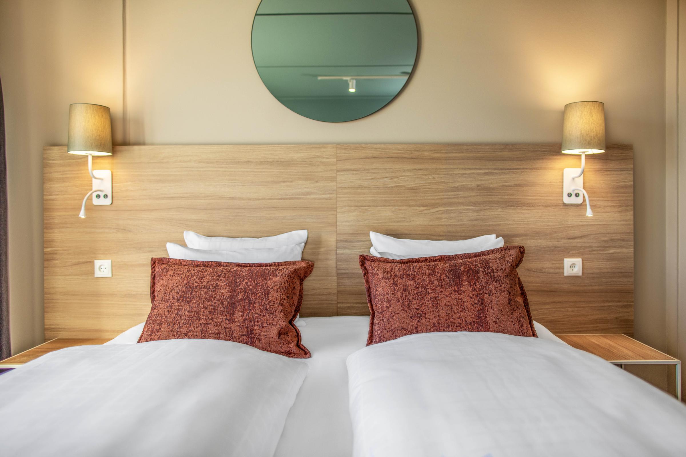 Beds in a superior extra