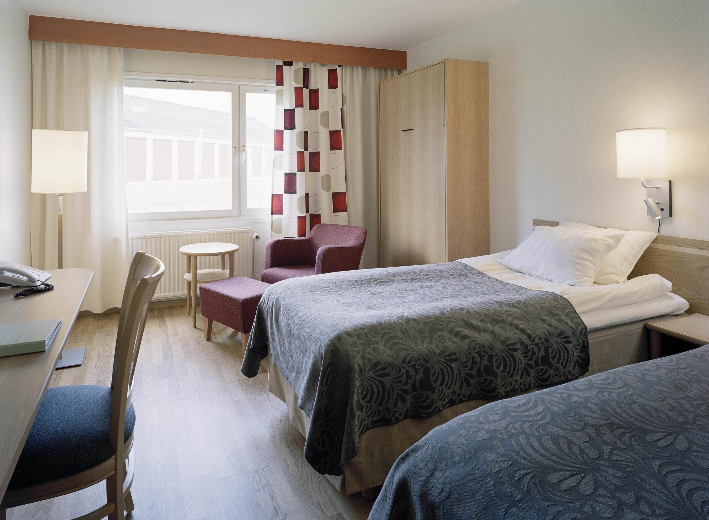 Twin Room with wallbed