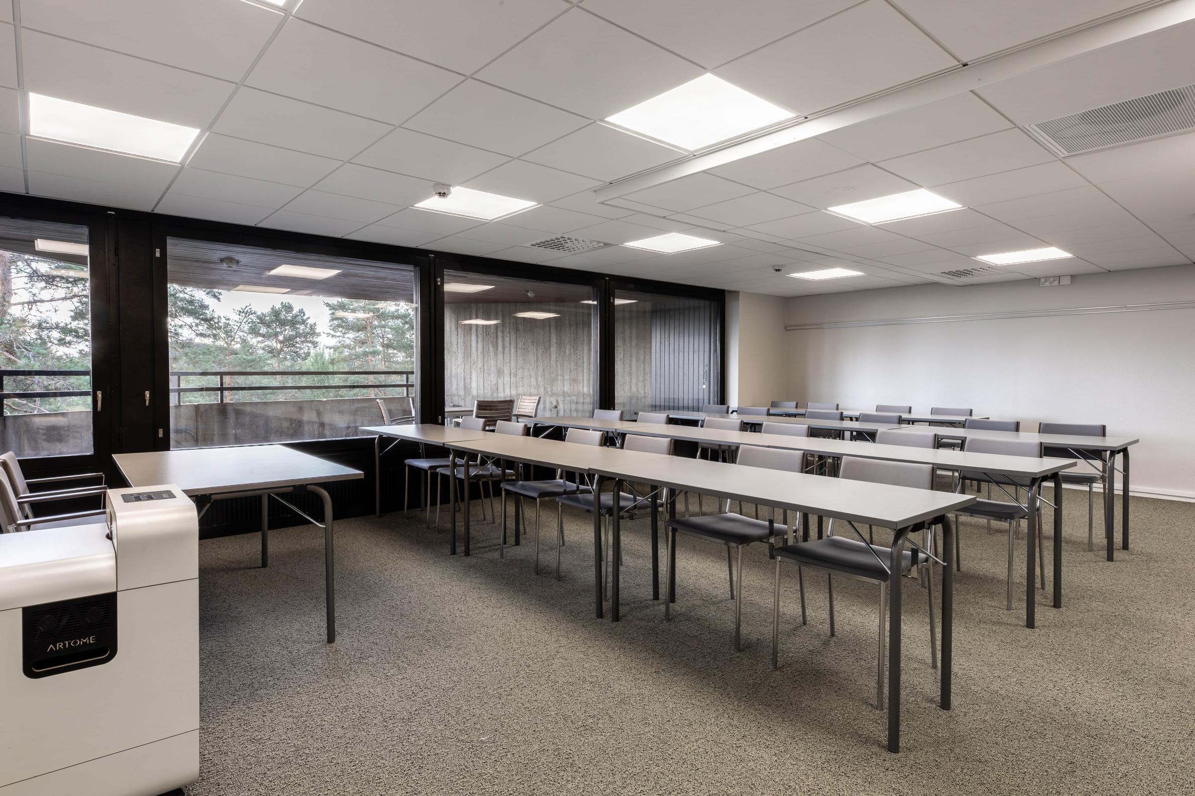 meeting room ylaasoppi at scandic laajavuori in jyvaskyla finland