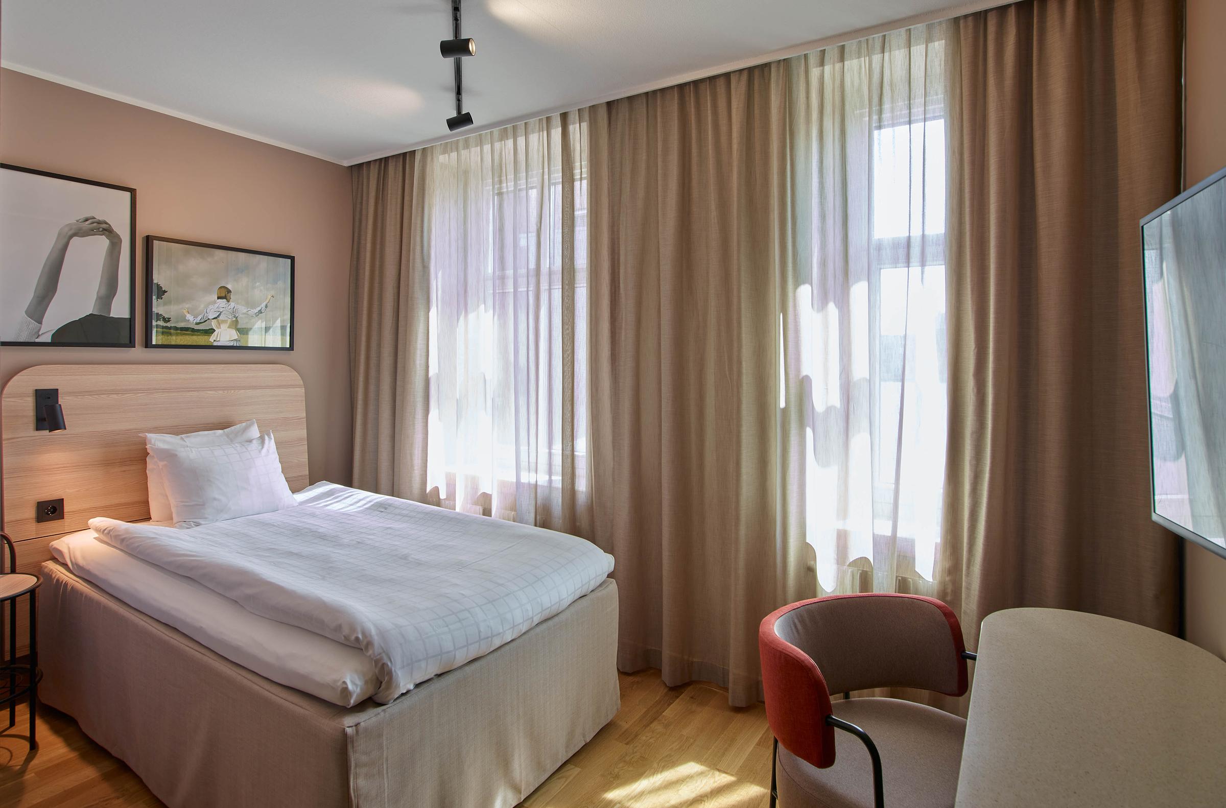single room at scandic strommen